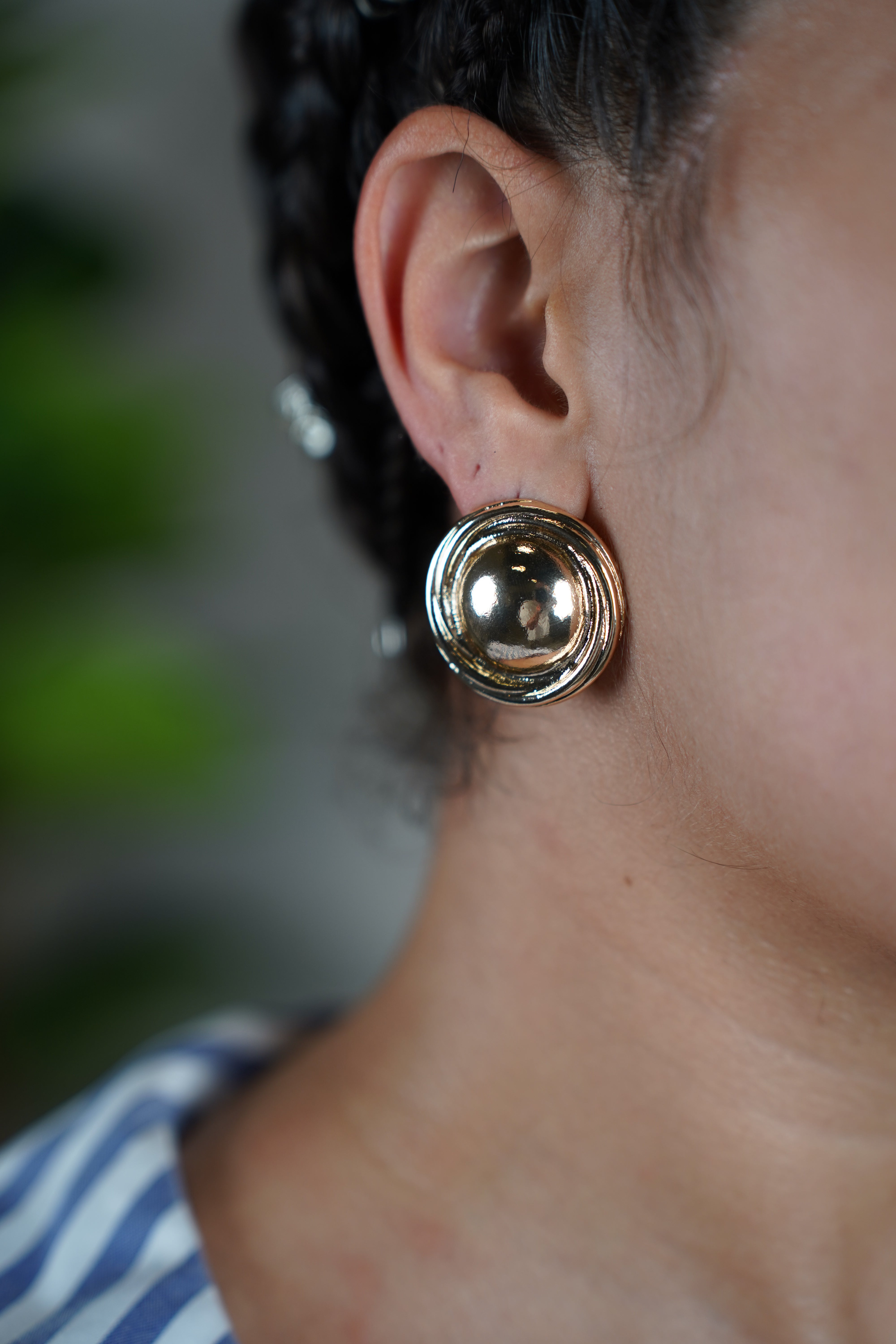 Rysa Earrings – Bold Vintage Gold Studs