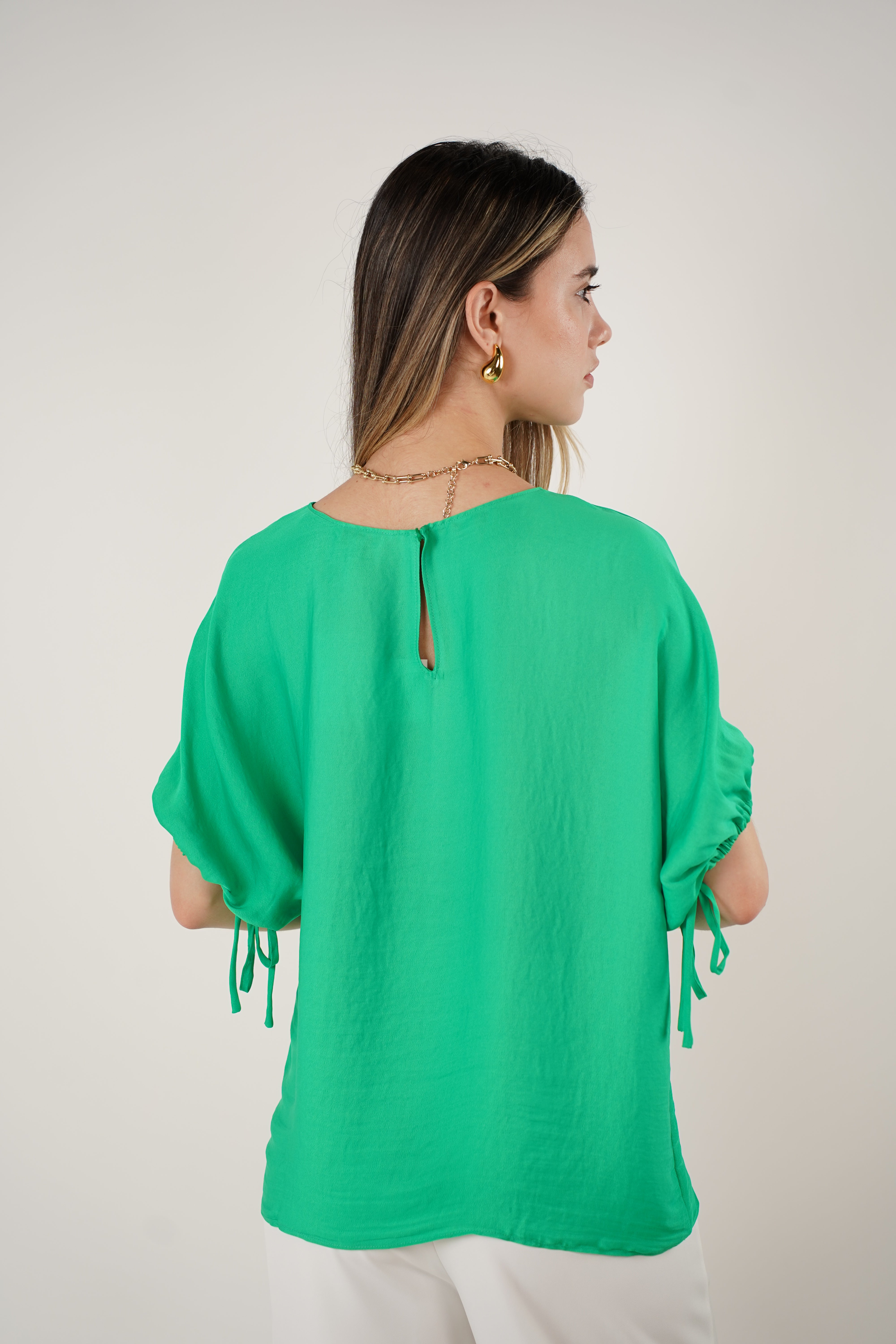 Zovi Flaca Top – Effortless Relaxed Fit Blouse