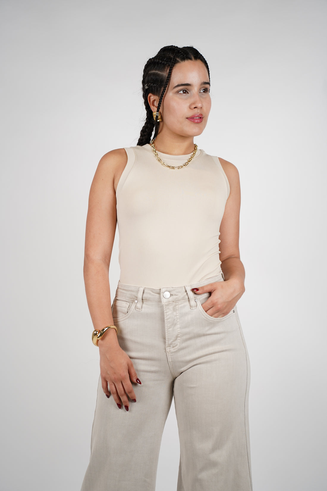 Cuello redondo sin mangas Basics