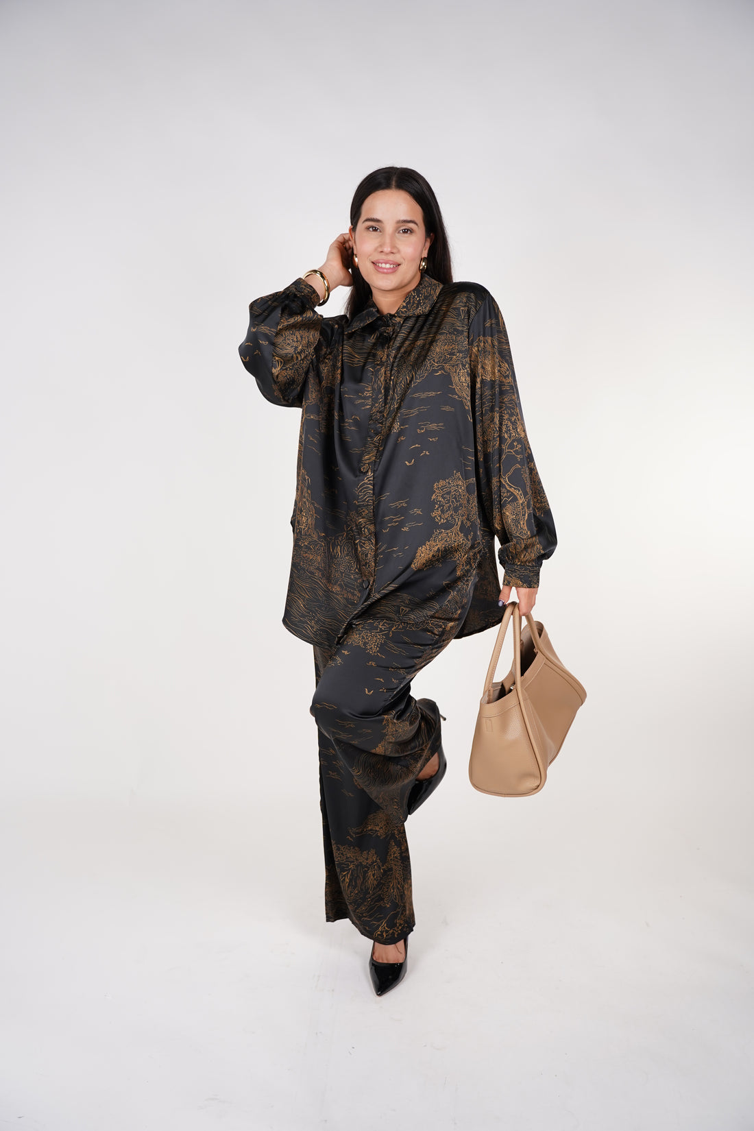 Kelis Stamped Pants Set – Effortlessly Luxe & Elevated