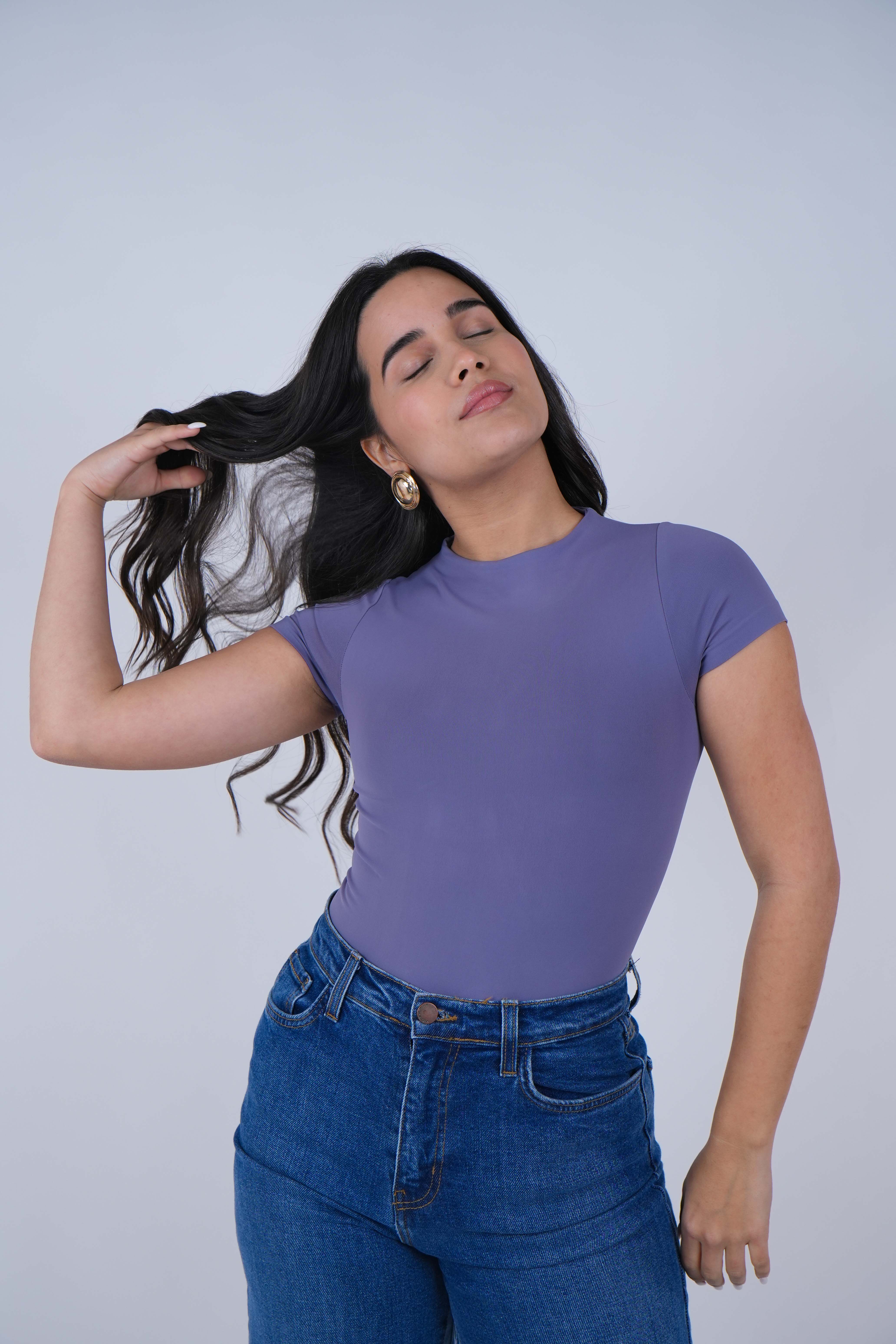 Aemi Highneck Bodysuit