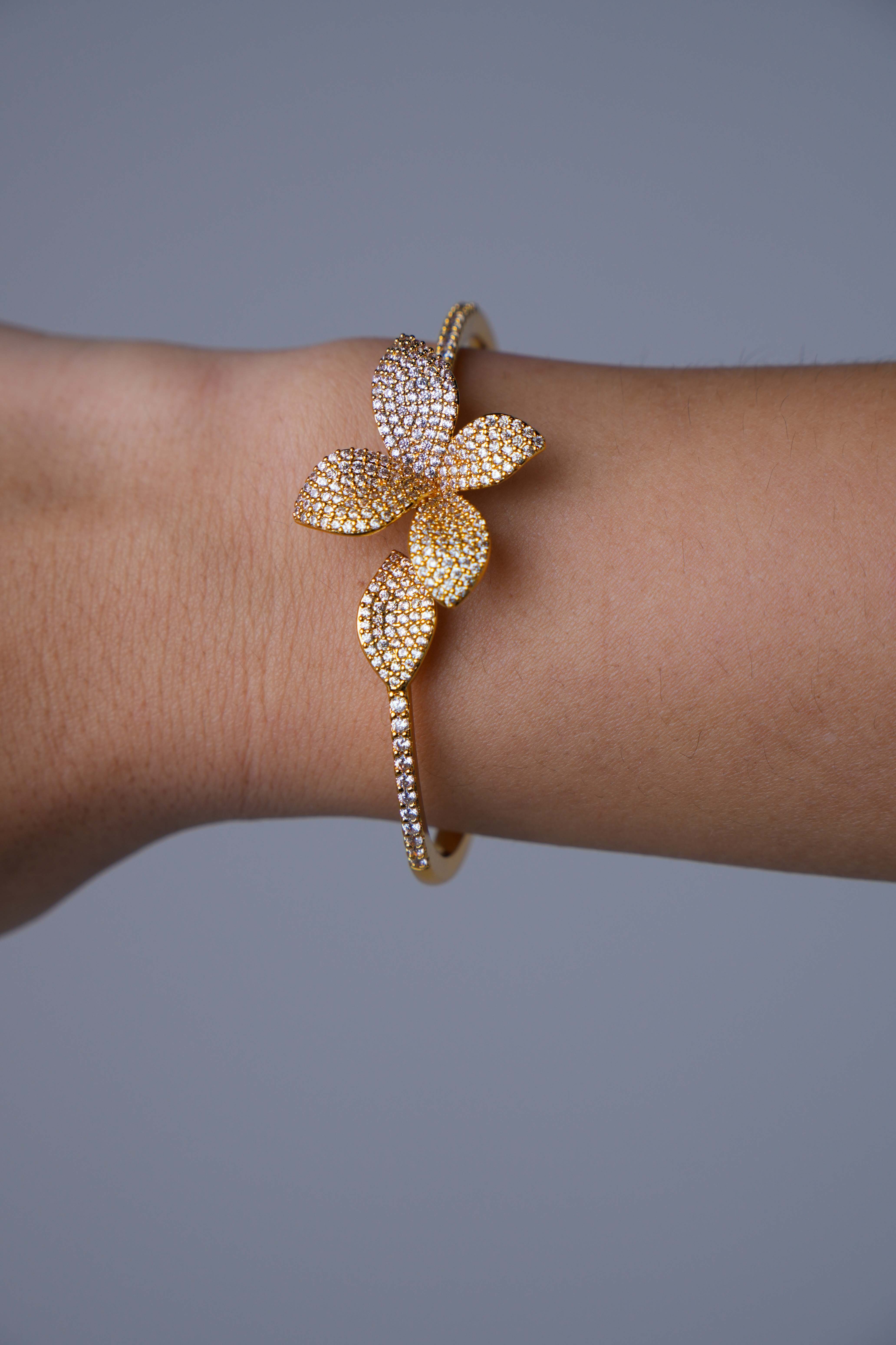 Arix Flower Bracelet