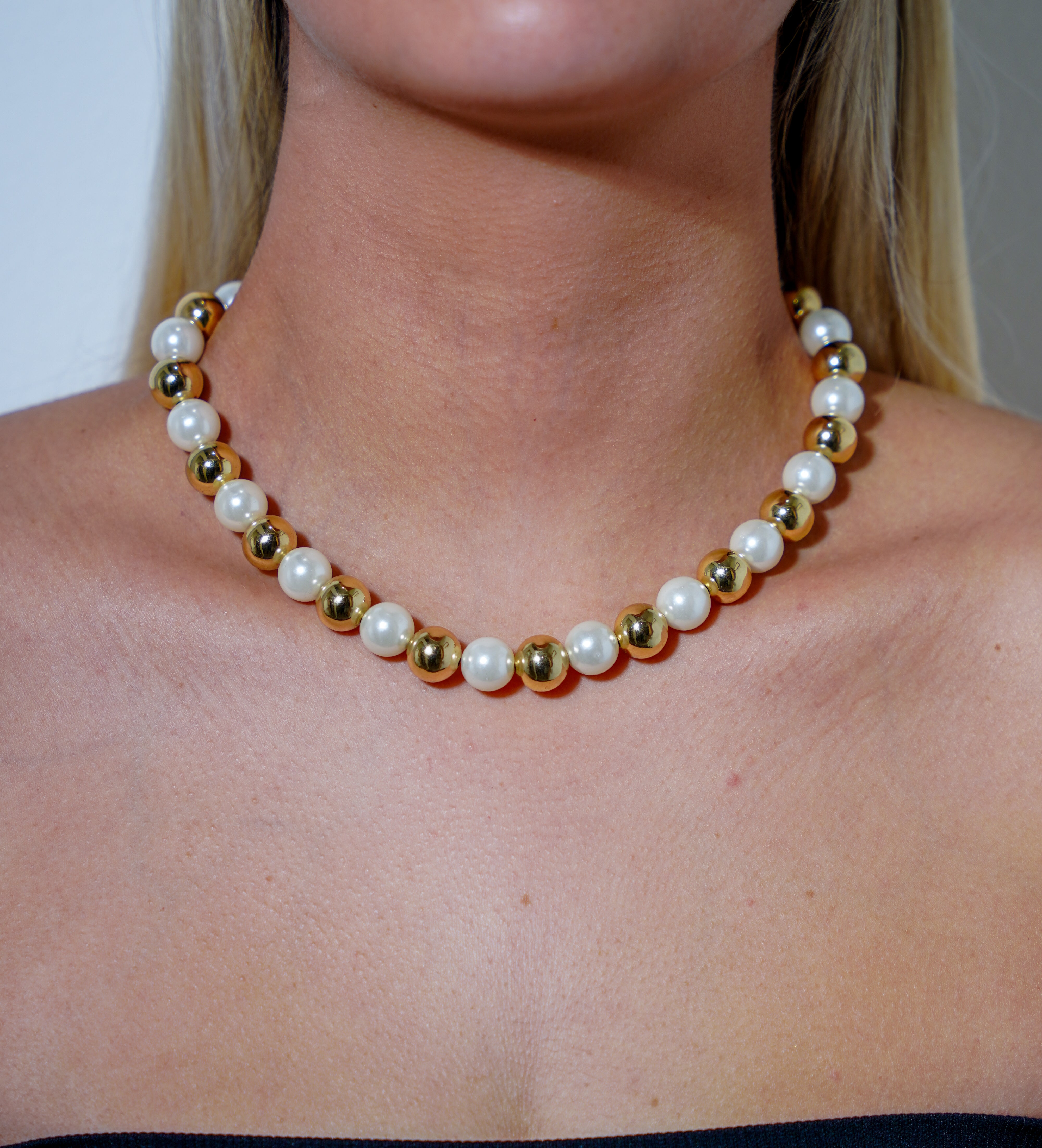 Elizabeth Pearl Choker