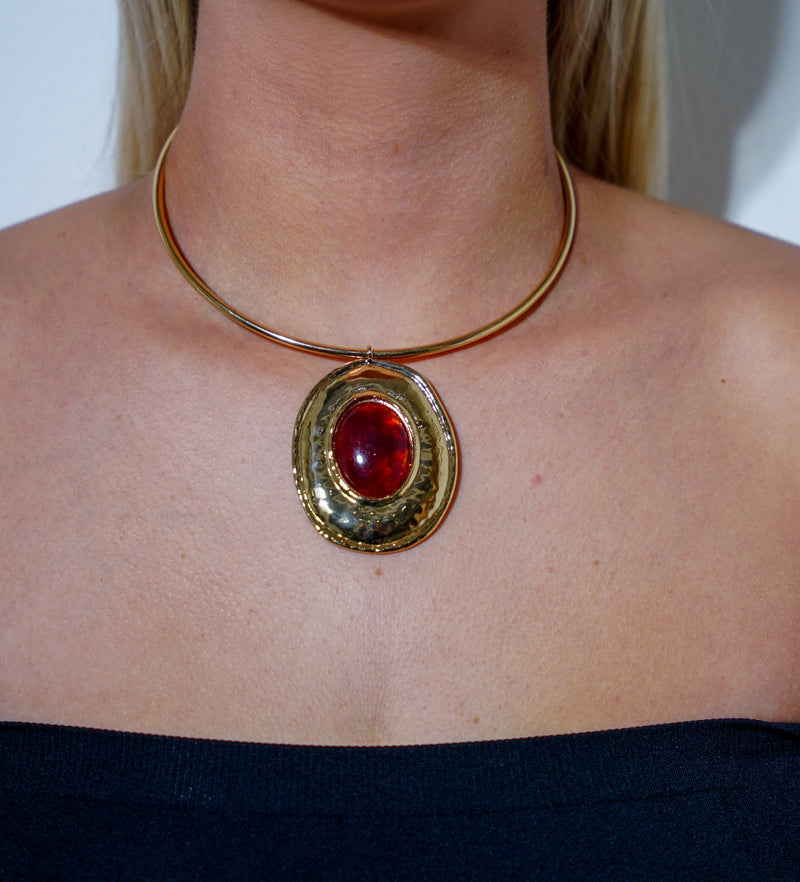 Collar de piedra