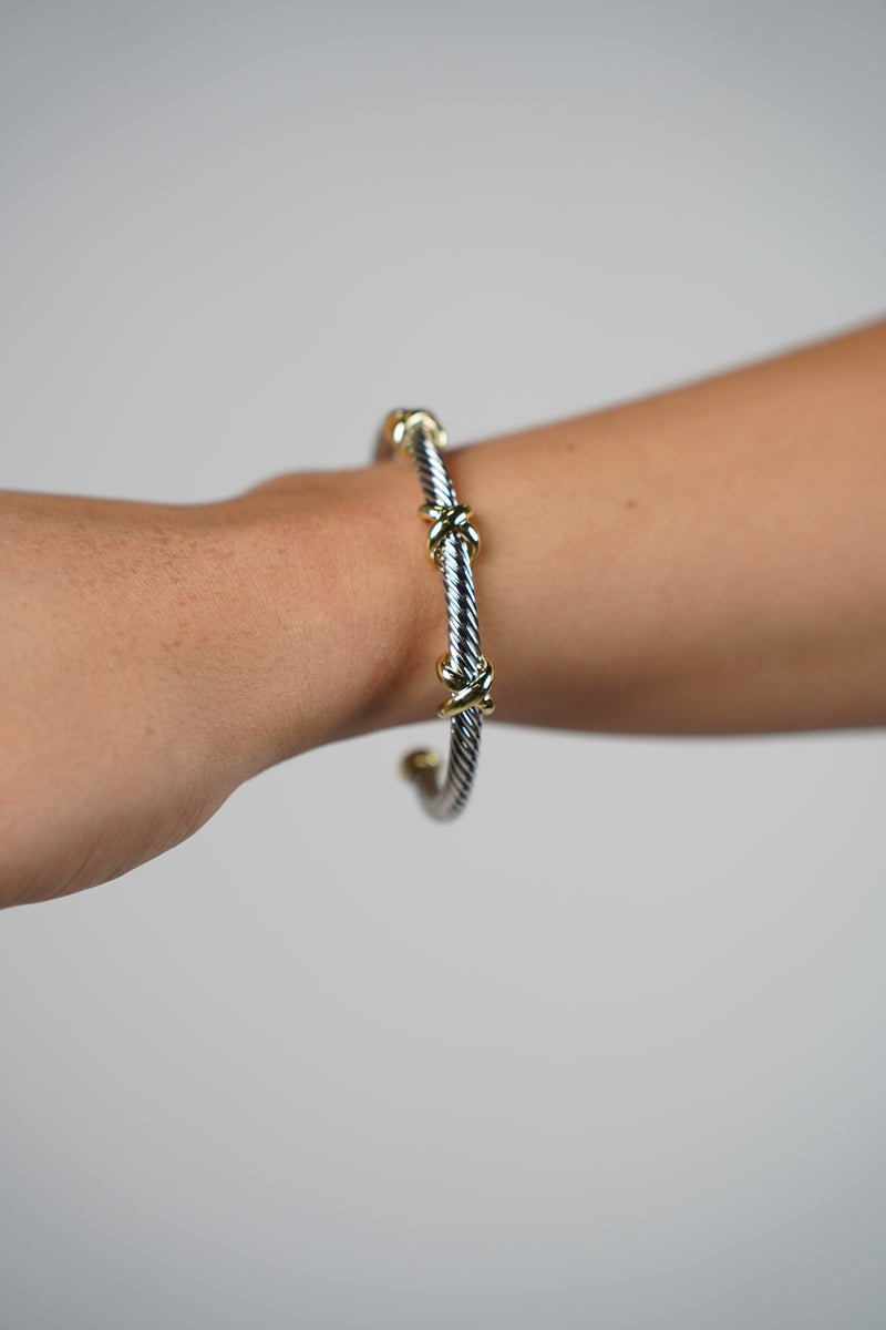 Deni Multicross Bracelet – Silver Cable with Gold Cross Detail