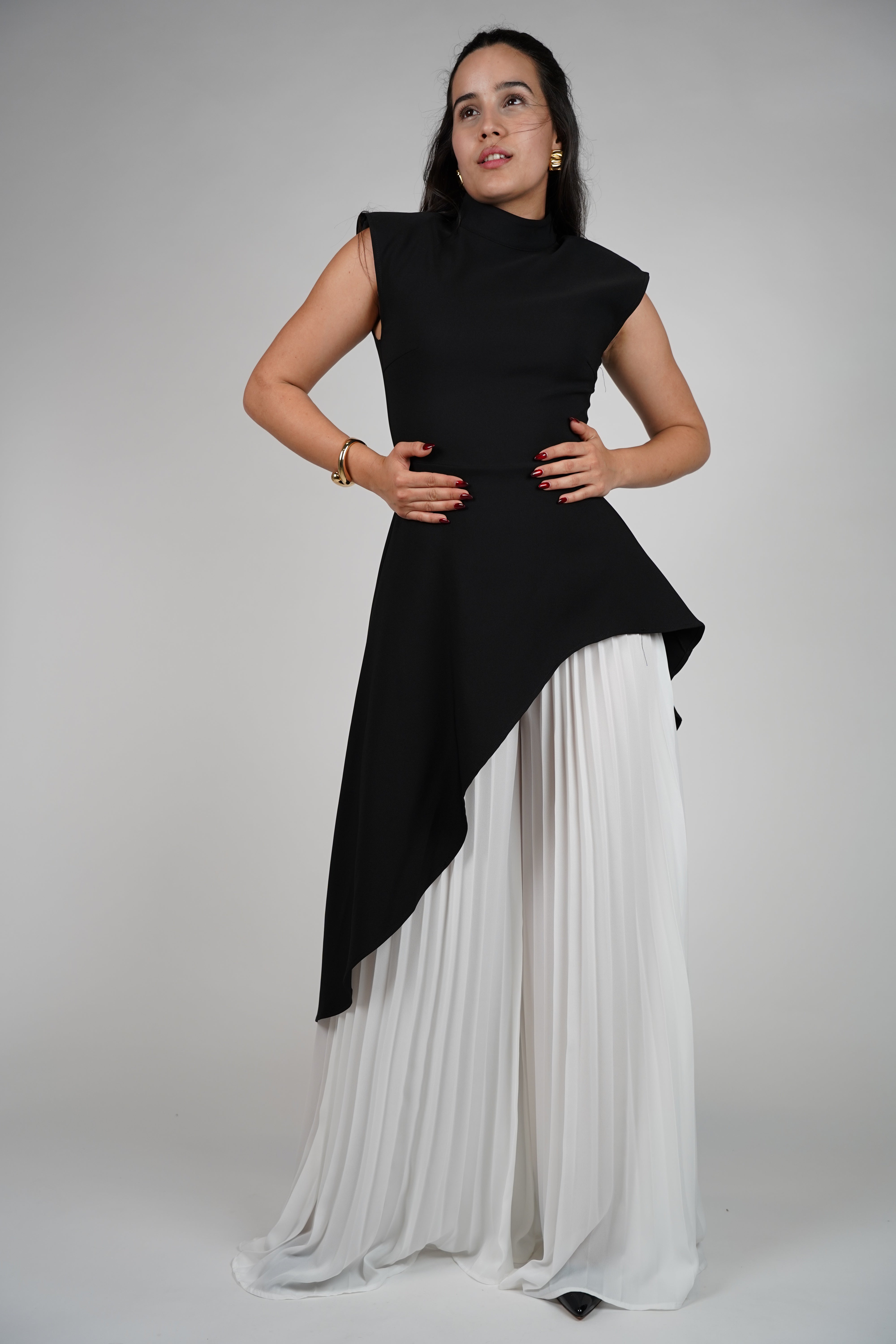 Kima Elegant Set – Structured Meets Flowing for Elevated Impact