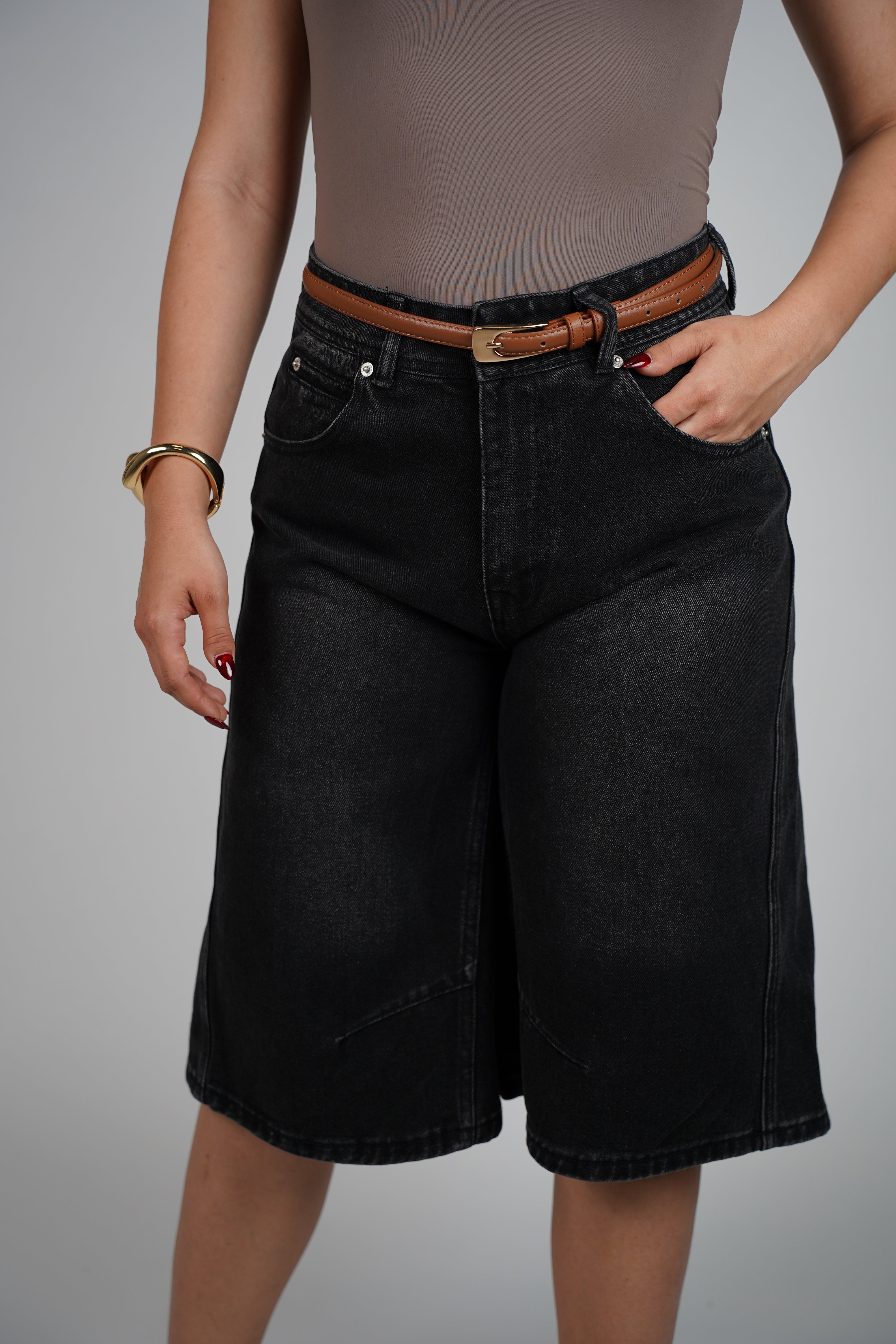 Kalu Bermuda Shorts – Washed Black Denim Cool