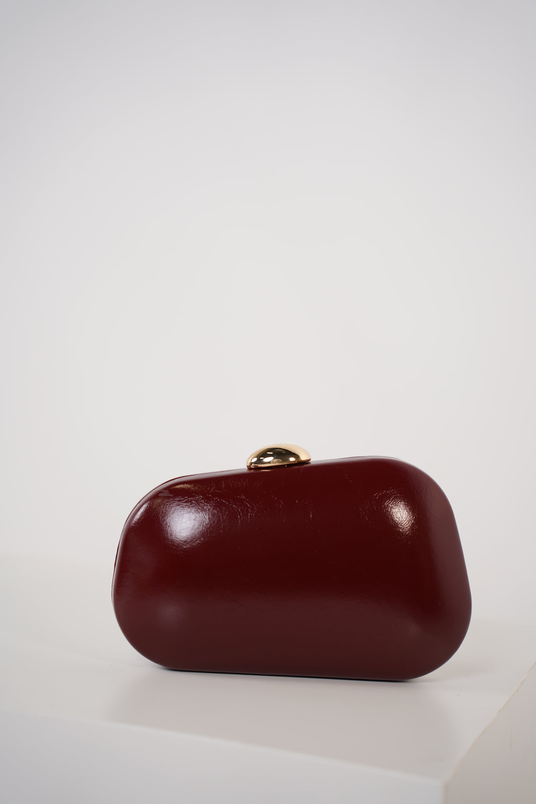 Cianan Clutch – Elegant, Minimal & Timelessly Chic