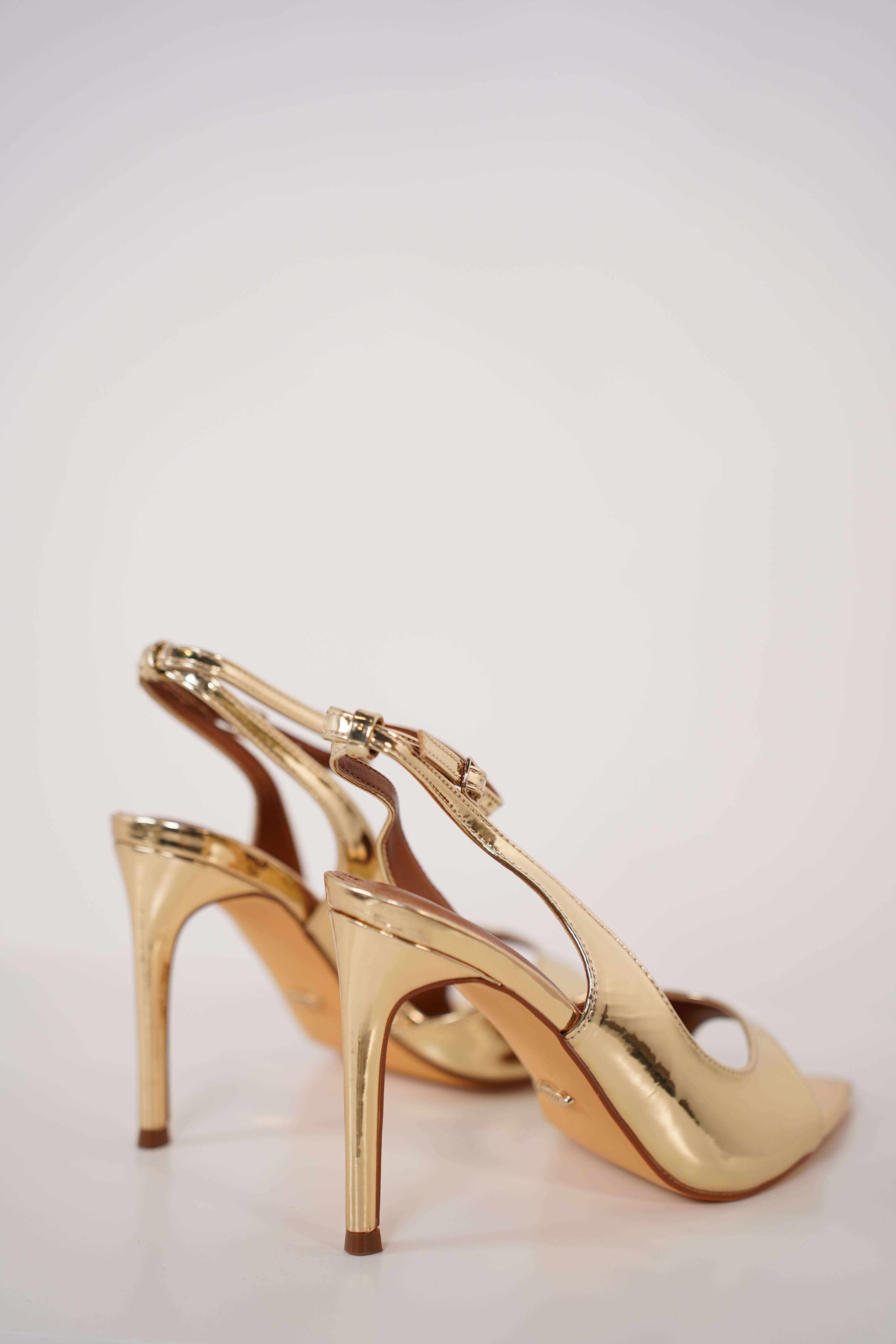 Helira Metallic Heels – Glam, Sleek & Elegantly Bold