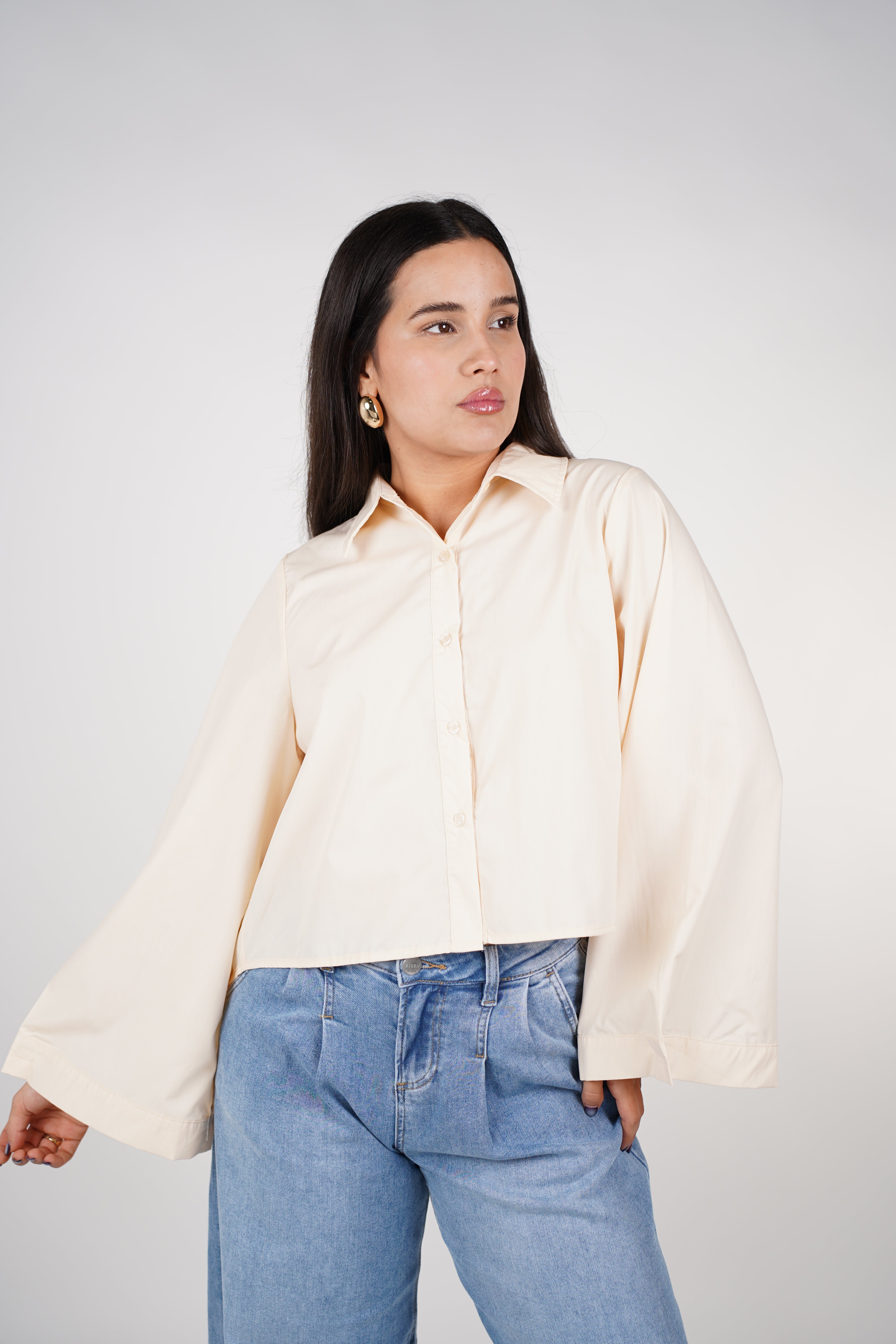 Fiora Cropped Poplin Shirt | Black Button-Down Top