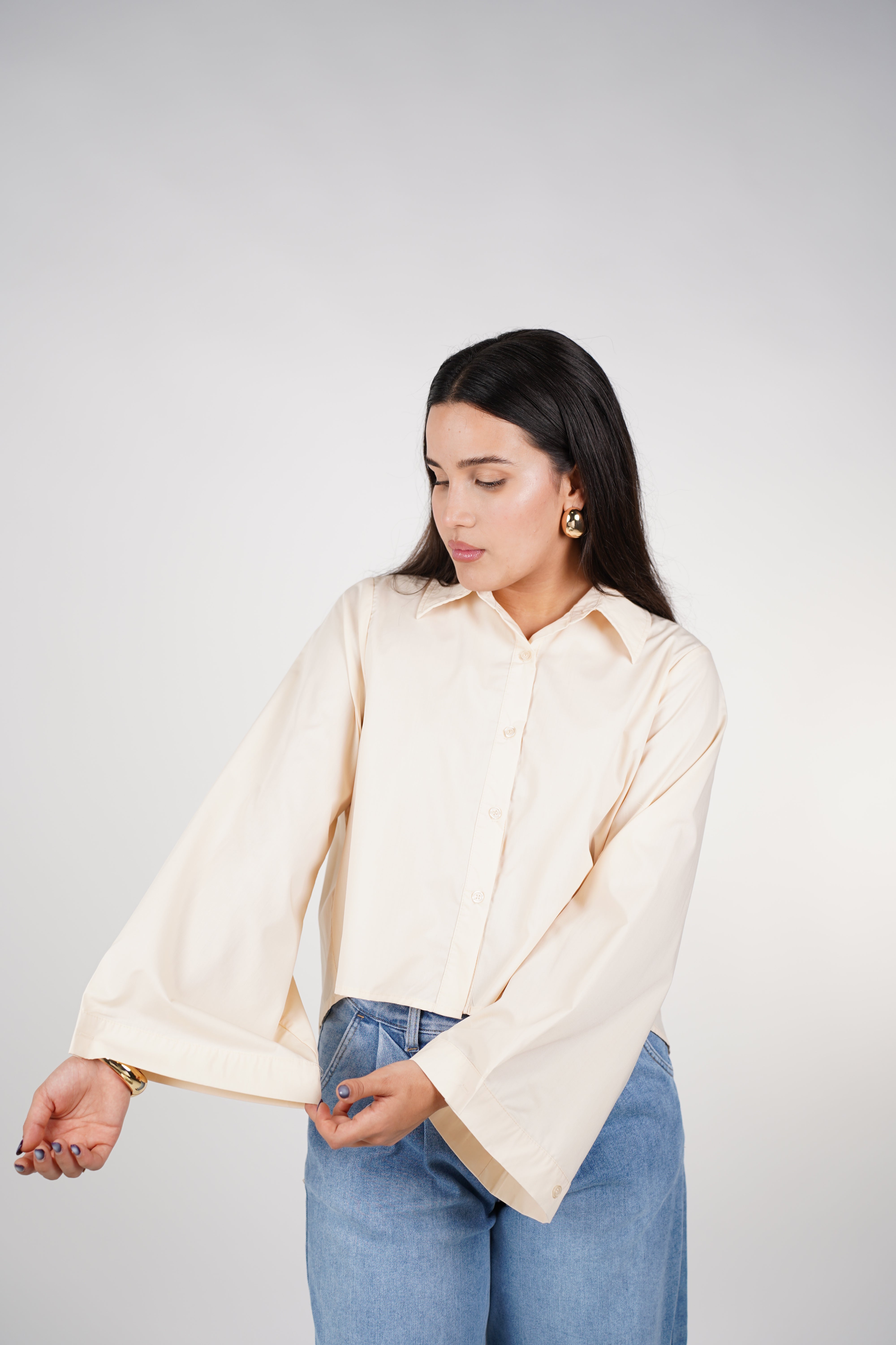 Fiora Cropped Poplin Shirt | Black Button-Down Top