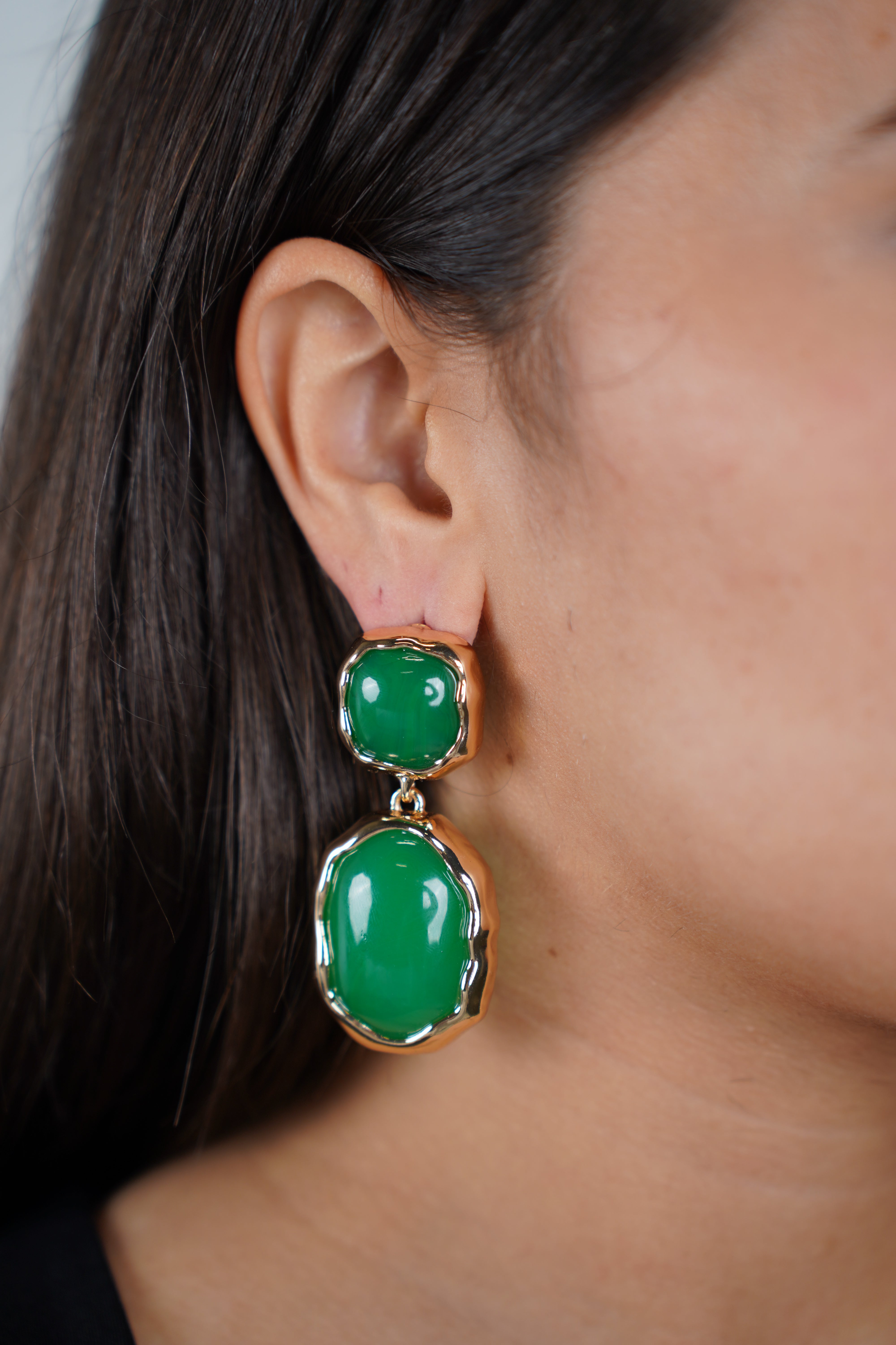 Novea Dangle Earrings – Elegant, Glossy & Luxe Statement