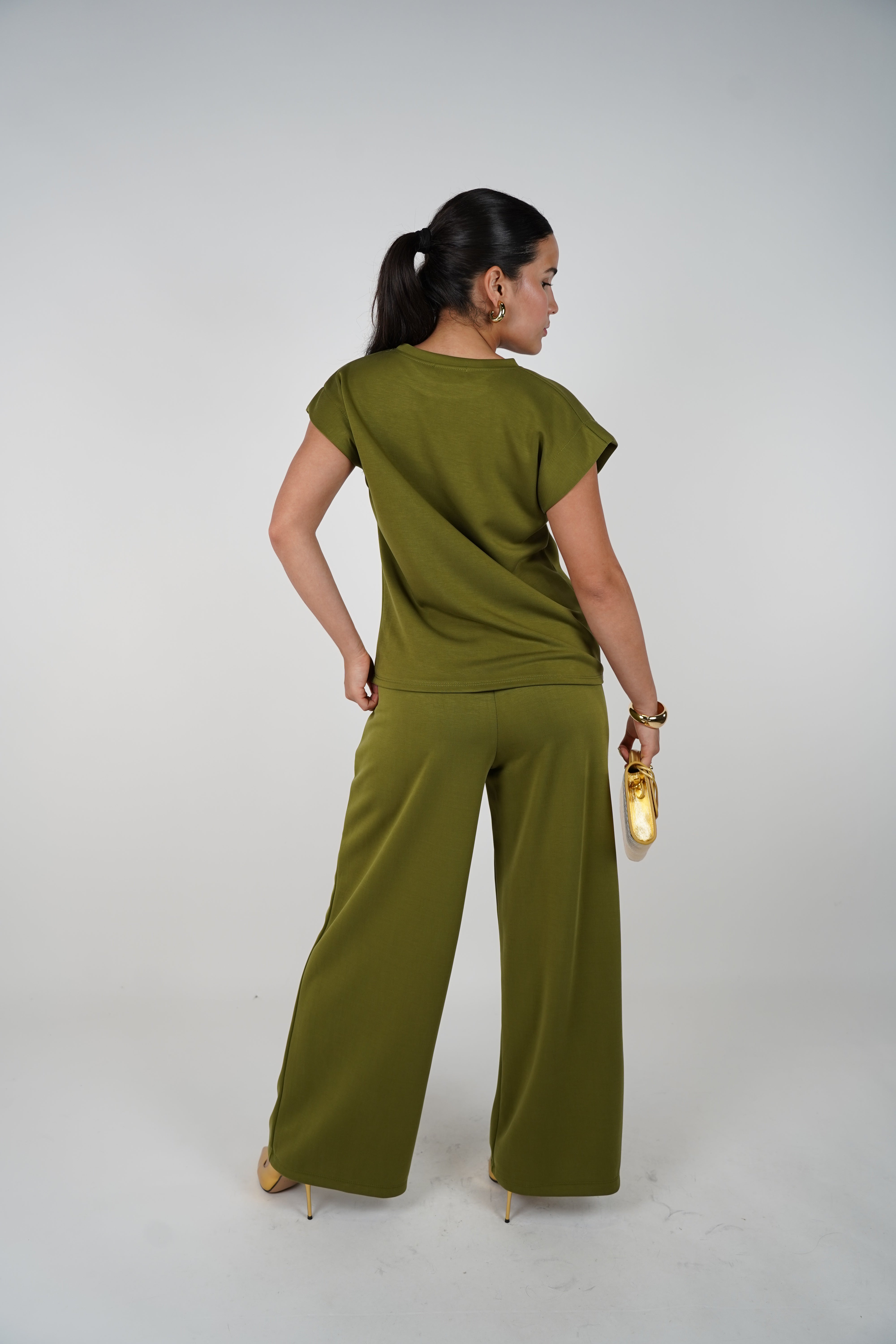 Ovele Lounge Set – Effortless Comfort in Elevated Style