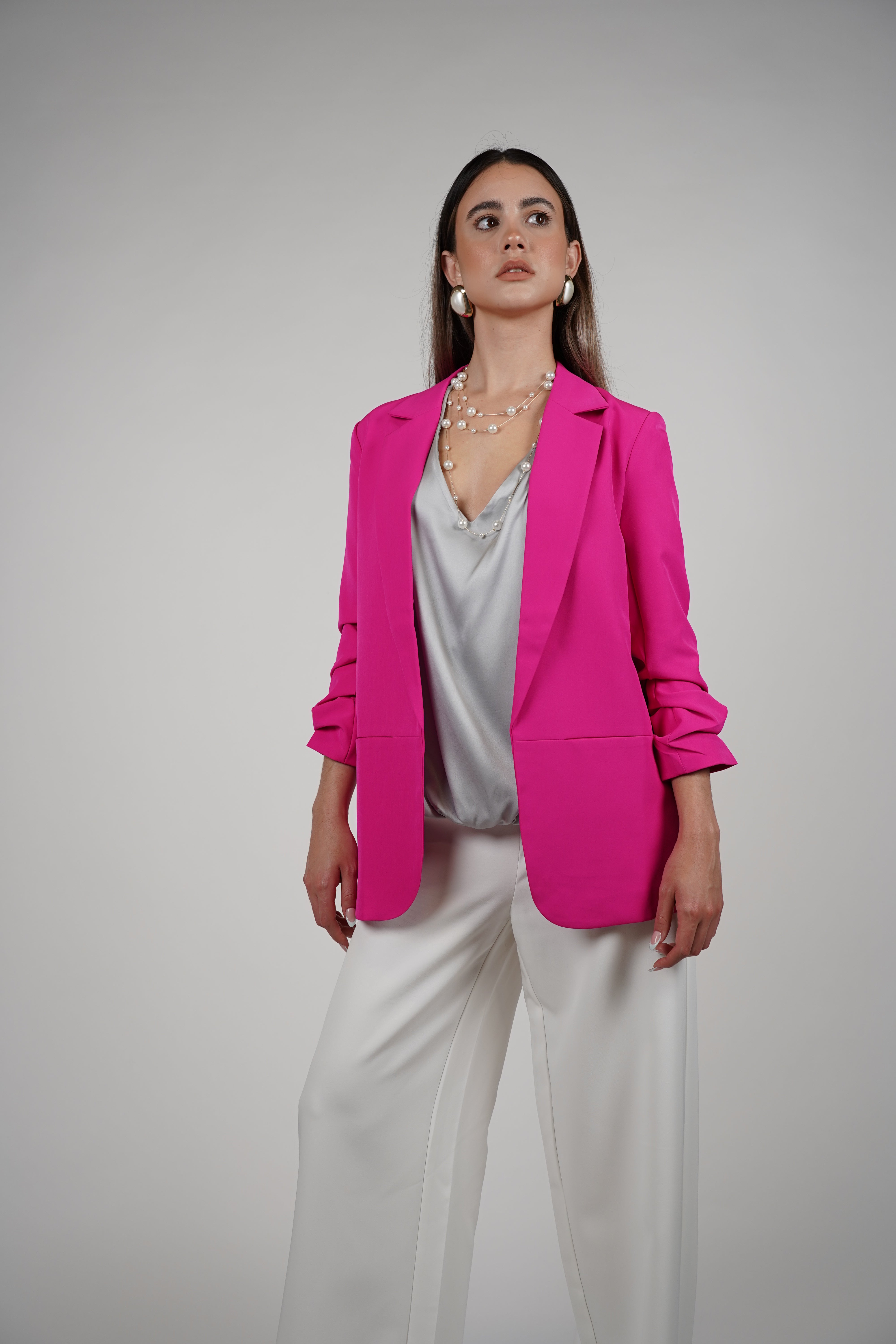 Harly Blazer – Bold Elegance in a Striking Silhouette