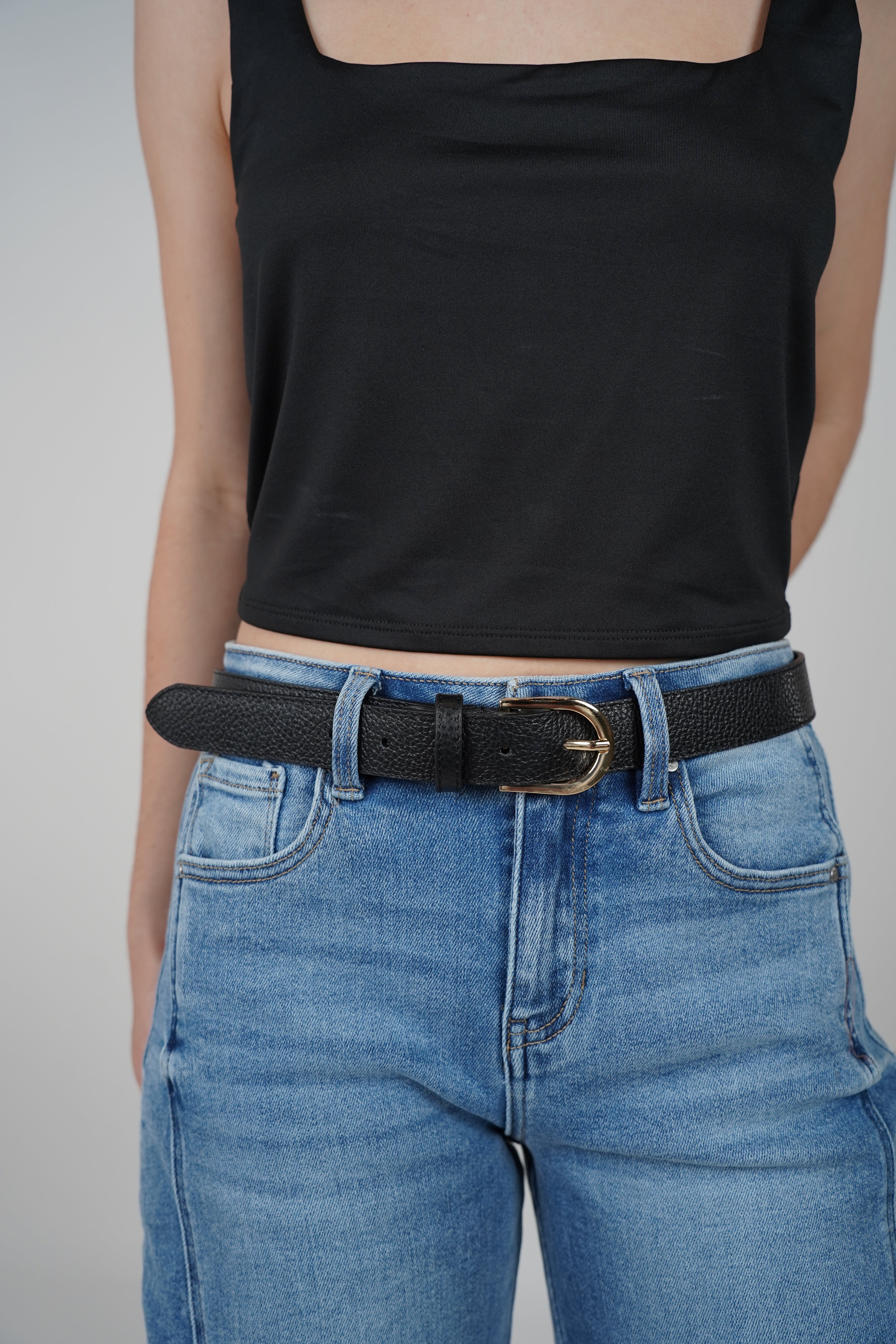 Solia Belt – Classic Black Pebbled Belt with Gold Buckle