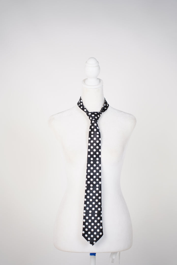 Polka Dot Satin Necktie – Sleek Retro Statement Accessory