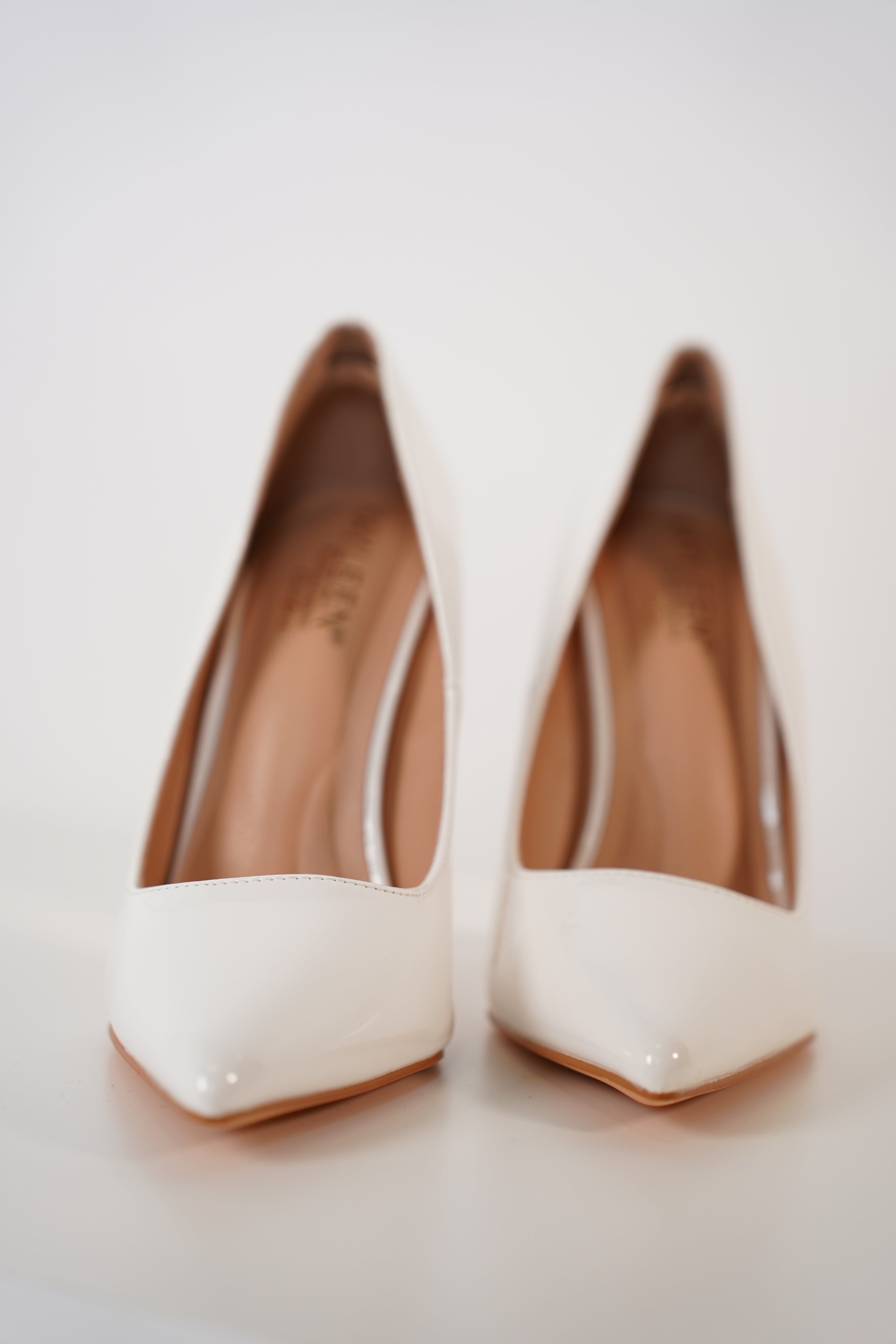 Nuvia Pumps – Sleek Classic Pointed-Toe Elegance