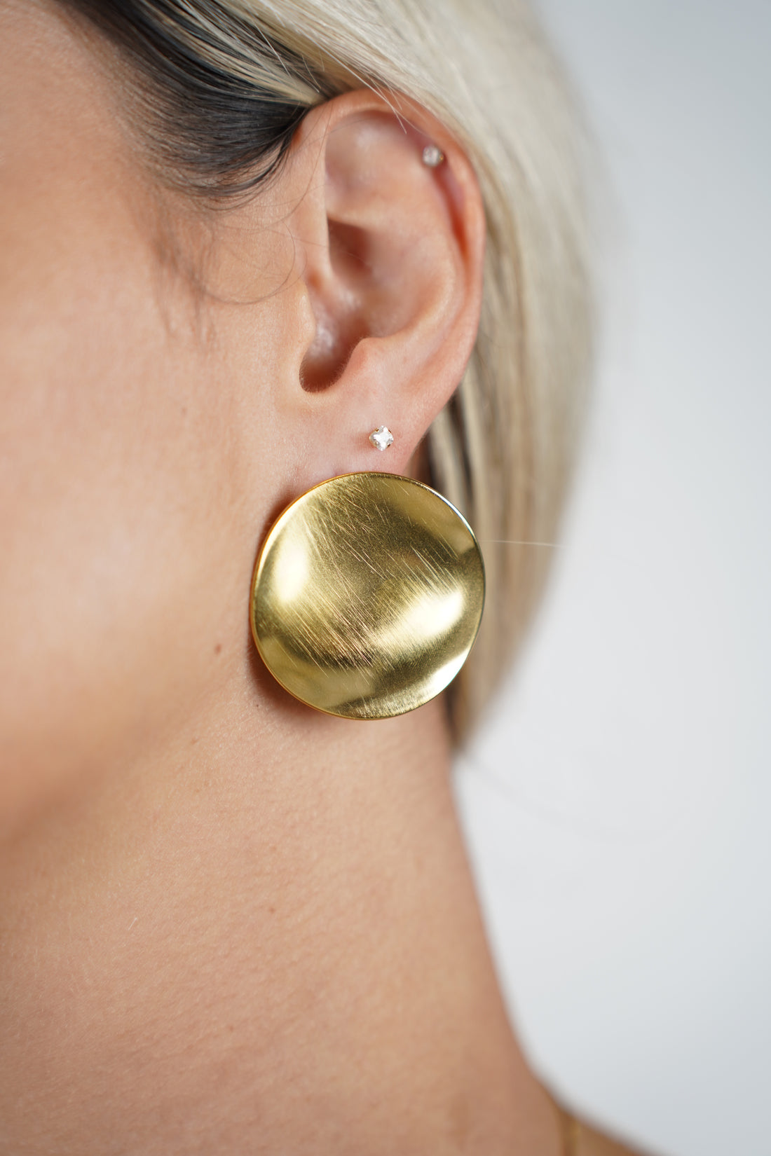Nessa Plaque Stud Earring – Bold Brushed Gold Disc Statement