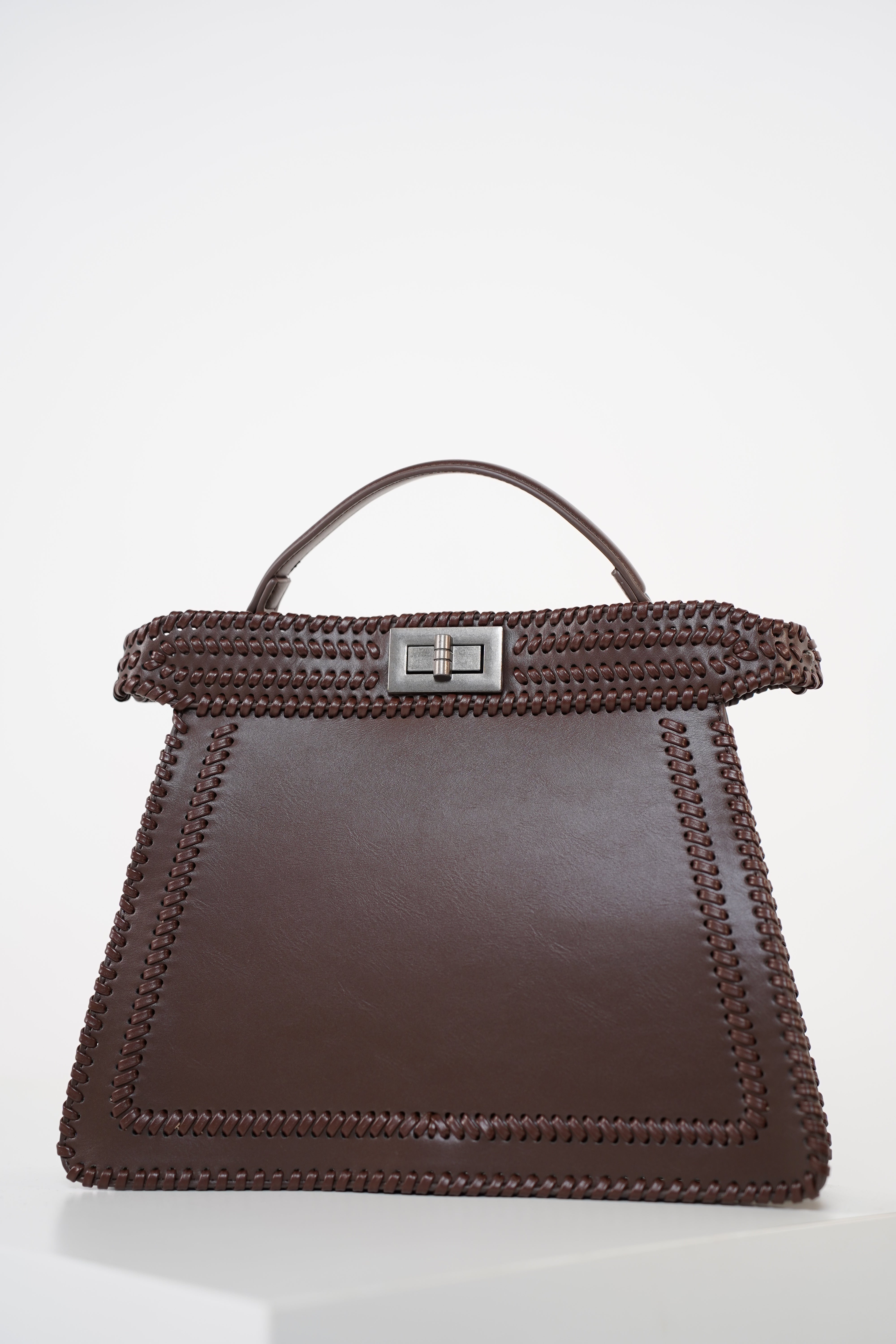 Solenne Leather Bag – Elegant Top-Handle Statement Purse