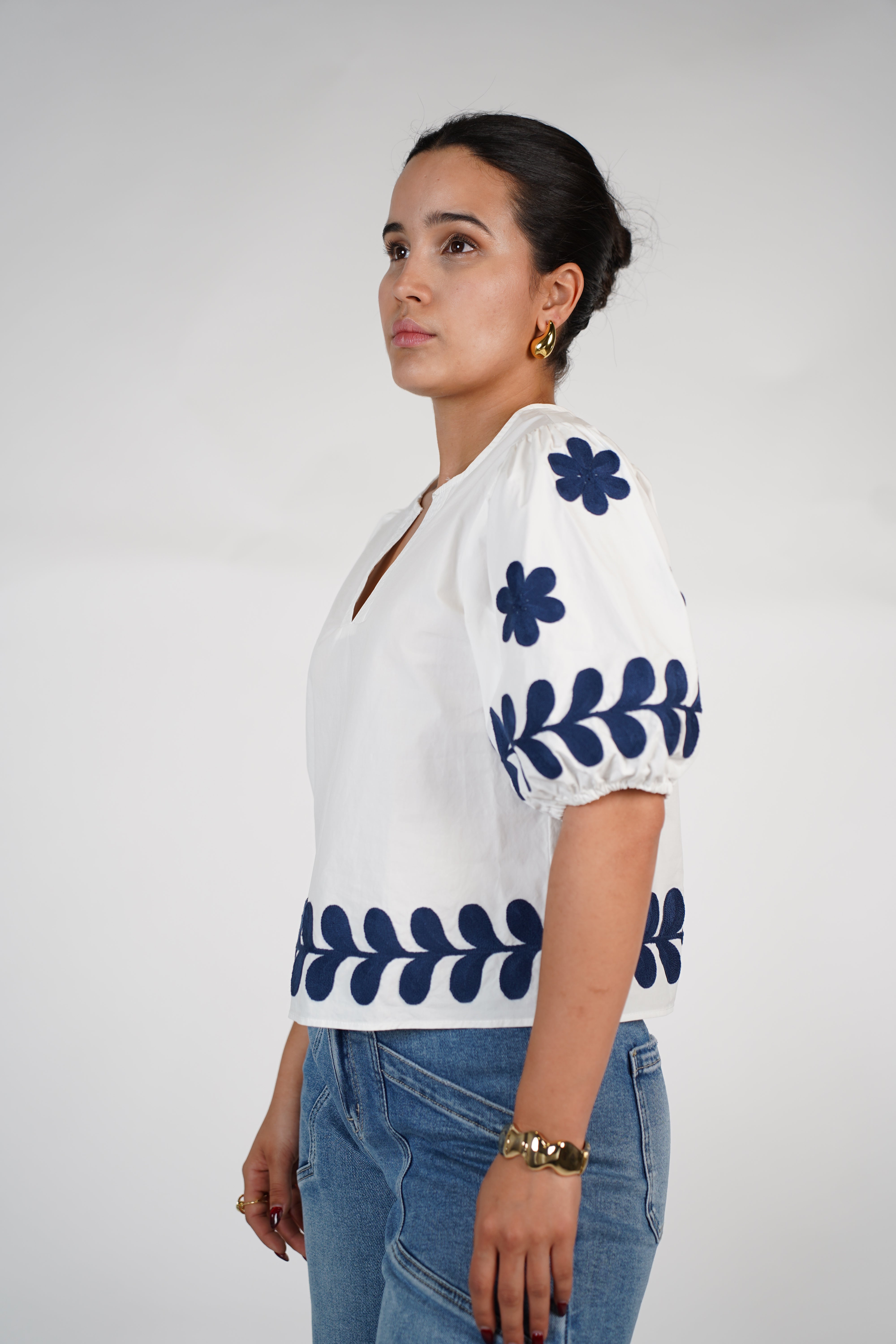 Deyln Puff Sleeve Top – Embroidered White Cotton Blouse with Navy Details