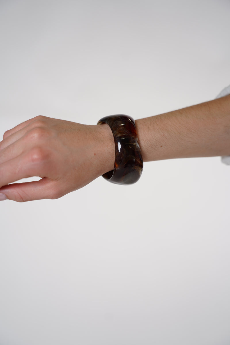 Tylor Thick Bracelet – Glossy Brown Resin Bangle