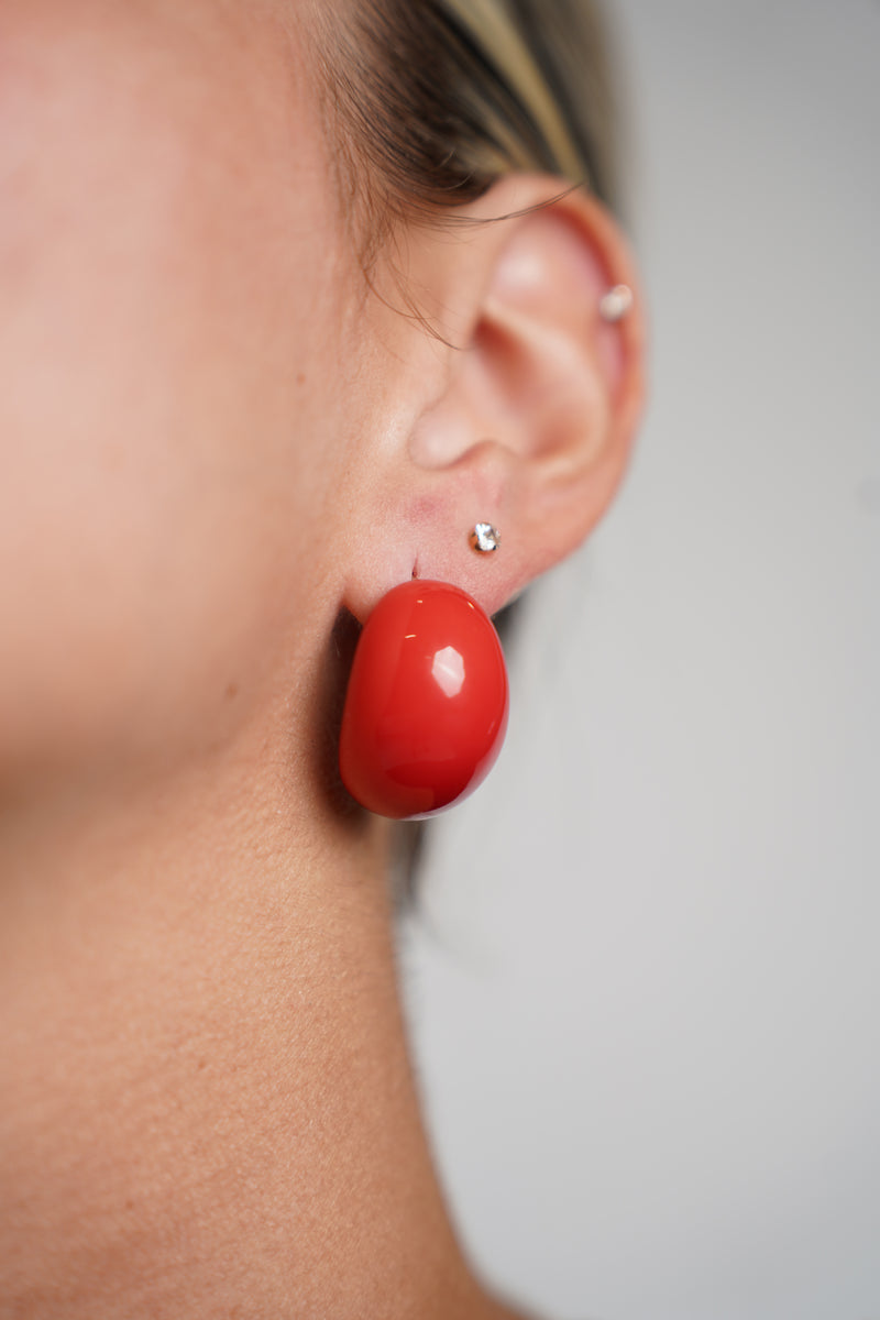 Thaya Chunky Earring – Bold, Glossy, and Statement-Making