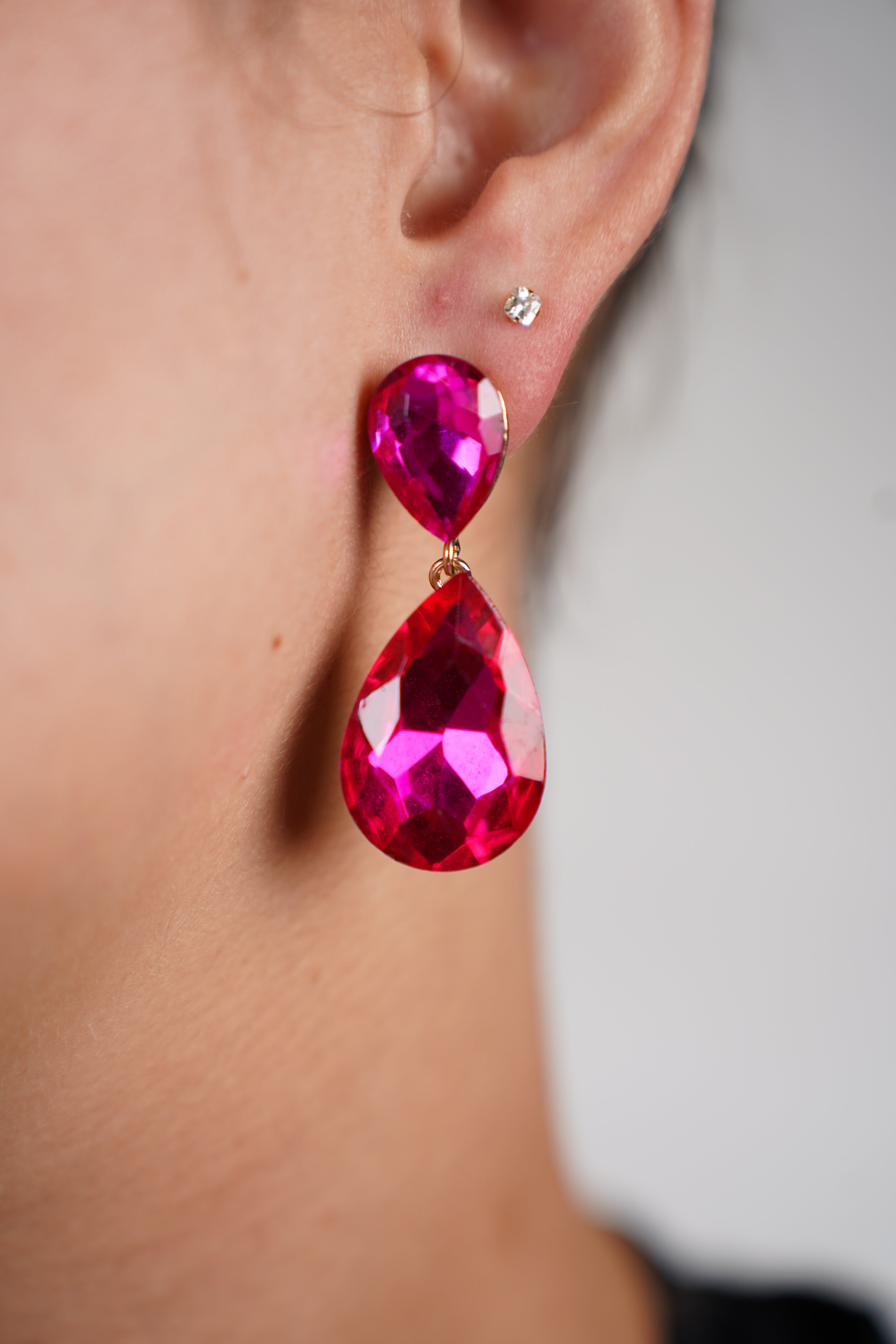 Luvia Elegant Earrings – Dazzling Teardrop Crystal Glam