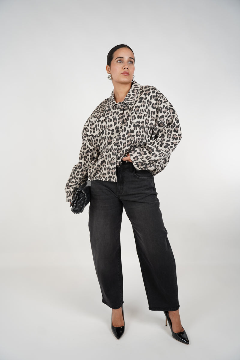 Risa Leopard Jacket – Bold, Oversized & Fiercely Chic