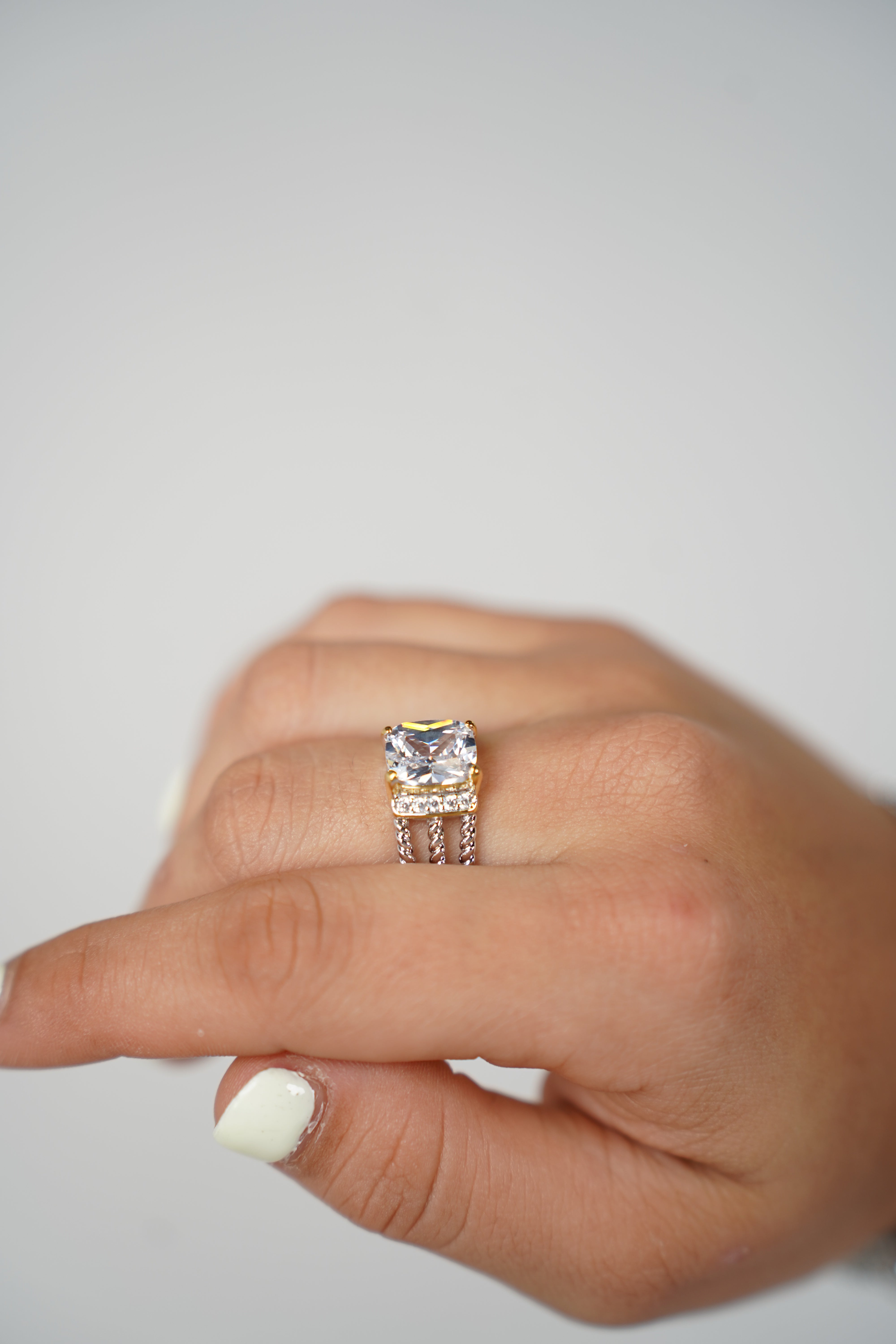 Fira Ring – Triple Band Sparkle Statement Ring