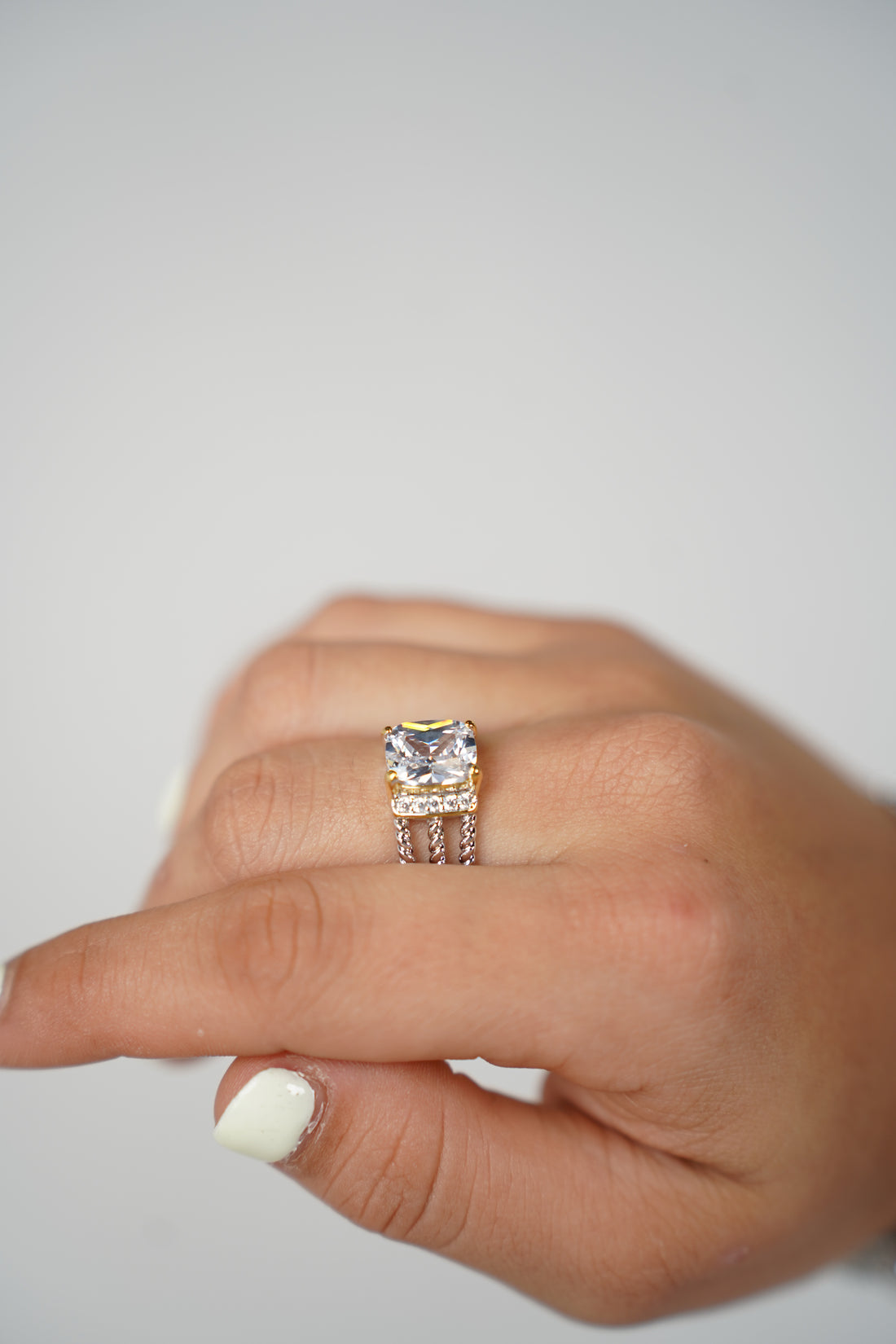 Fira Ring – Triple Band Sparkle Statement Ring