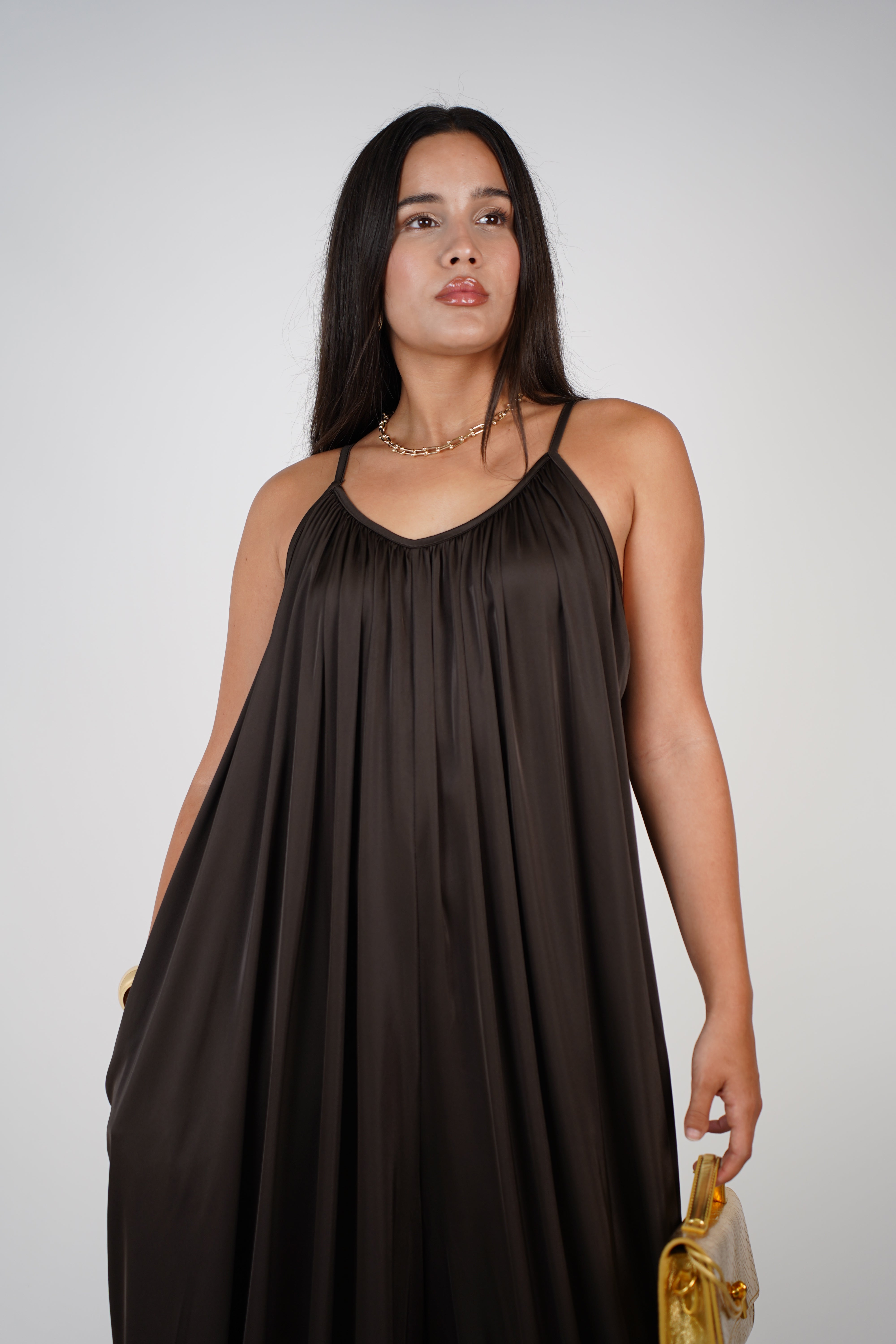 Yomi Aladin Satin Jumpsuit – Relaxed Glamour in Every Step