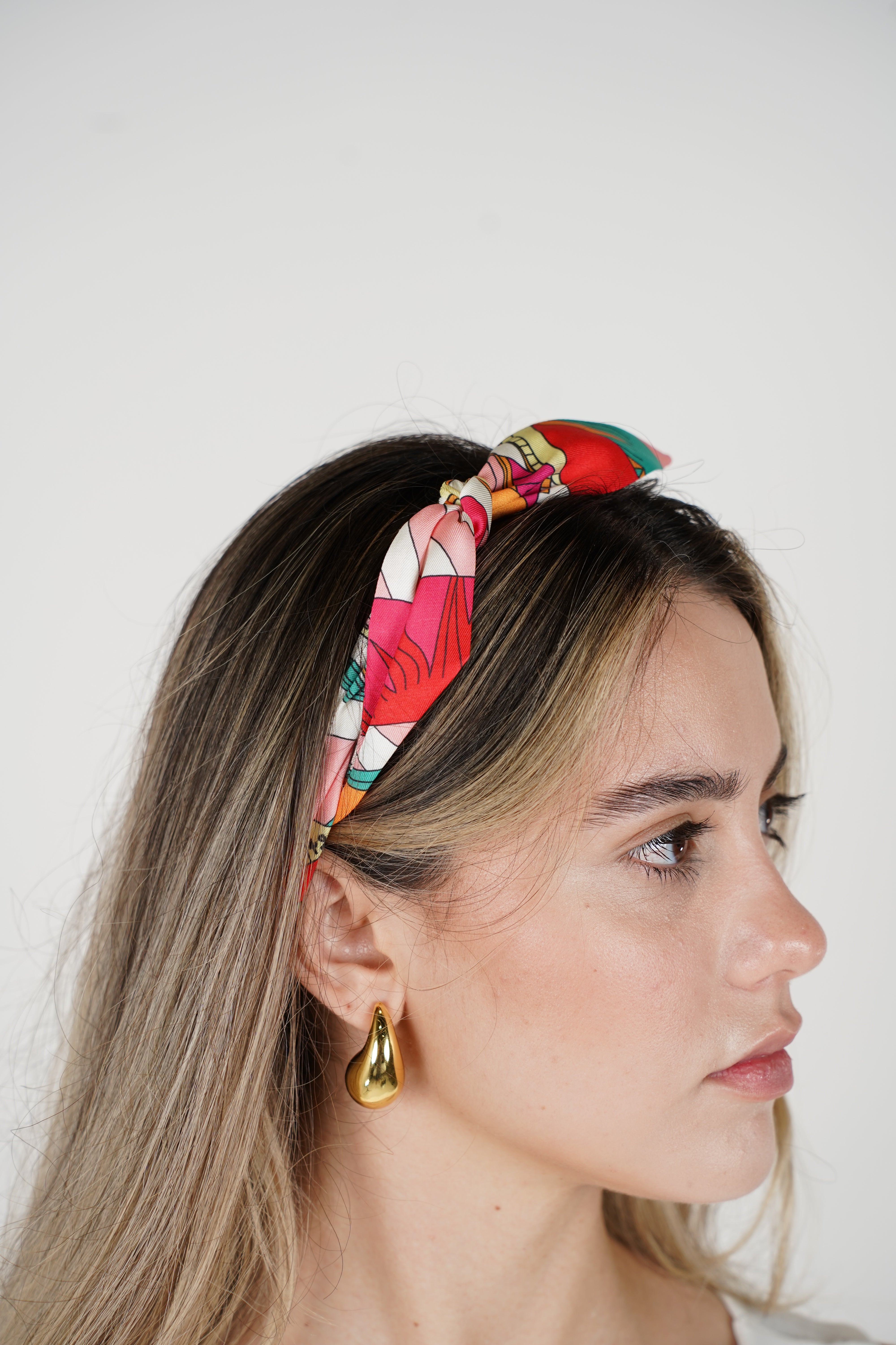 Parisian Twilly – Versatile Mini Scarf for Neck, Hair, or Bags