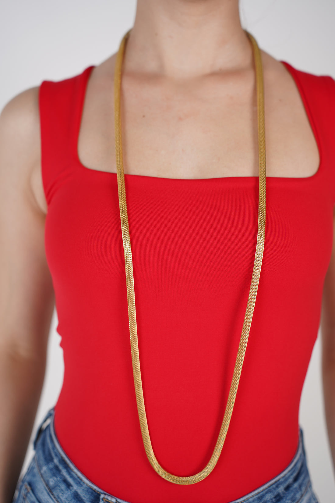 Noxi Thin Necklace – Sleek & Long Gold Statement Chain