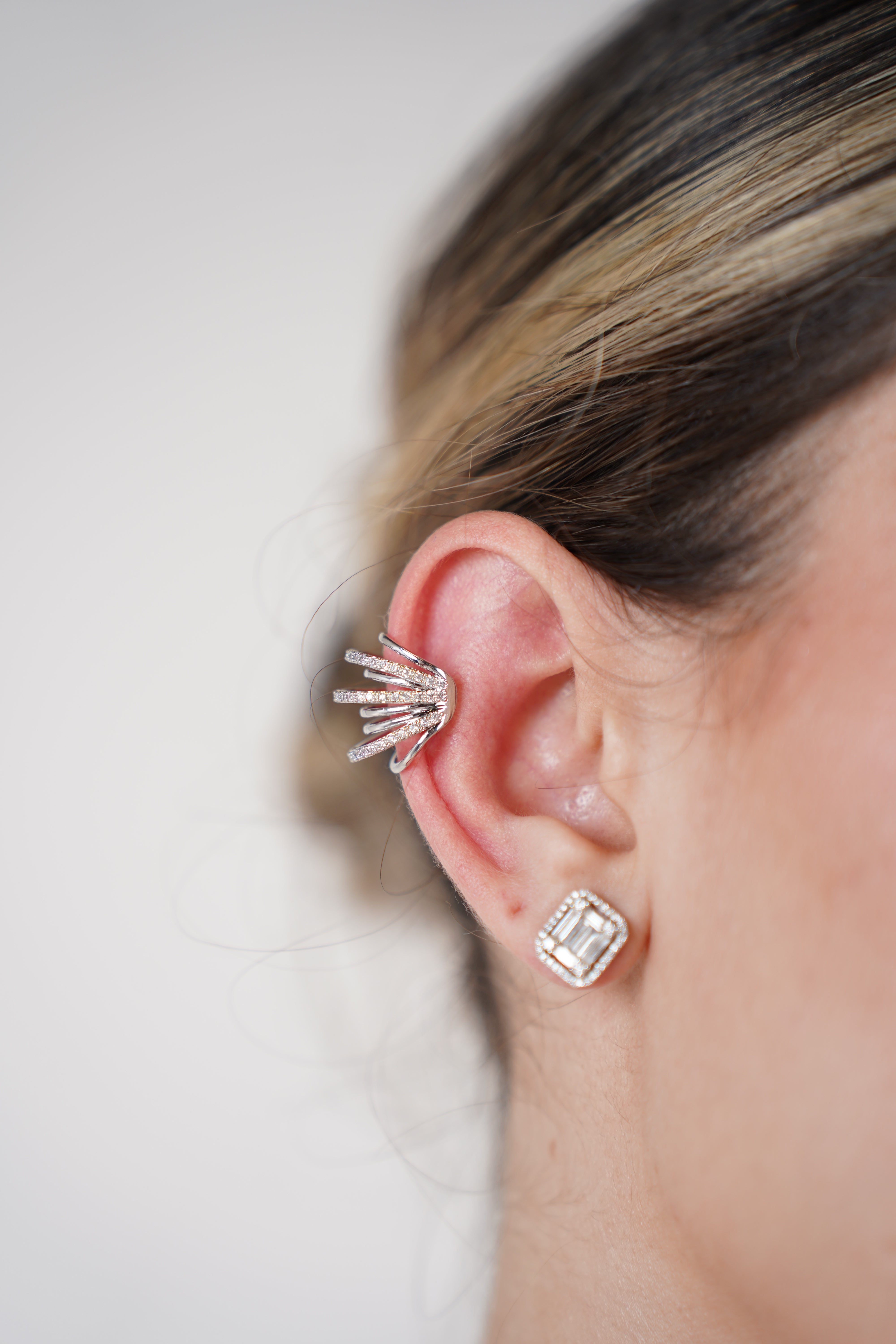 Kiraz Ear Cuff – Silver Sunburst Statement Design