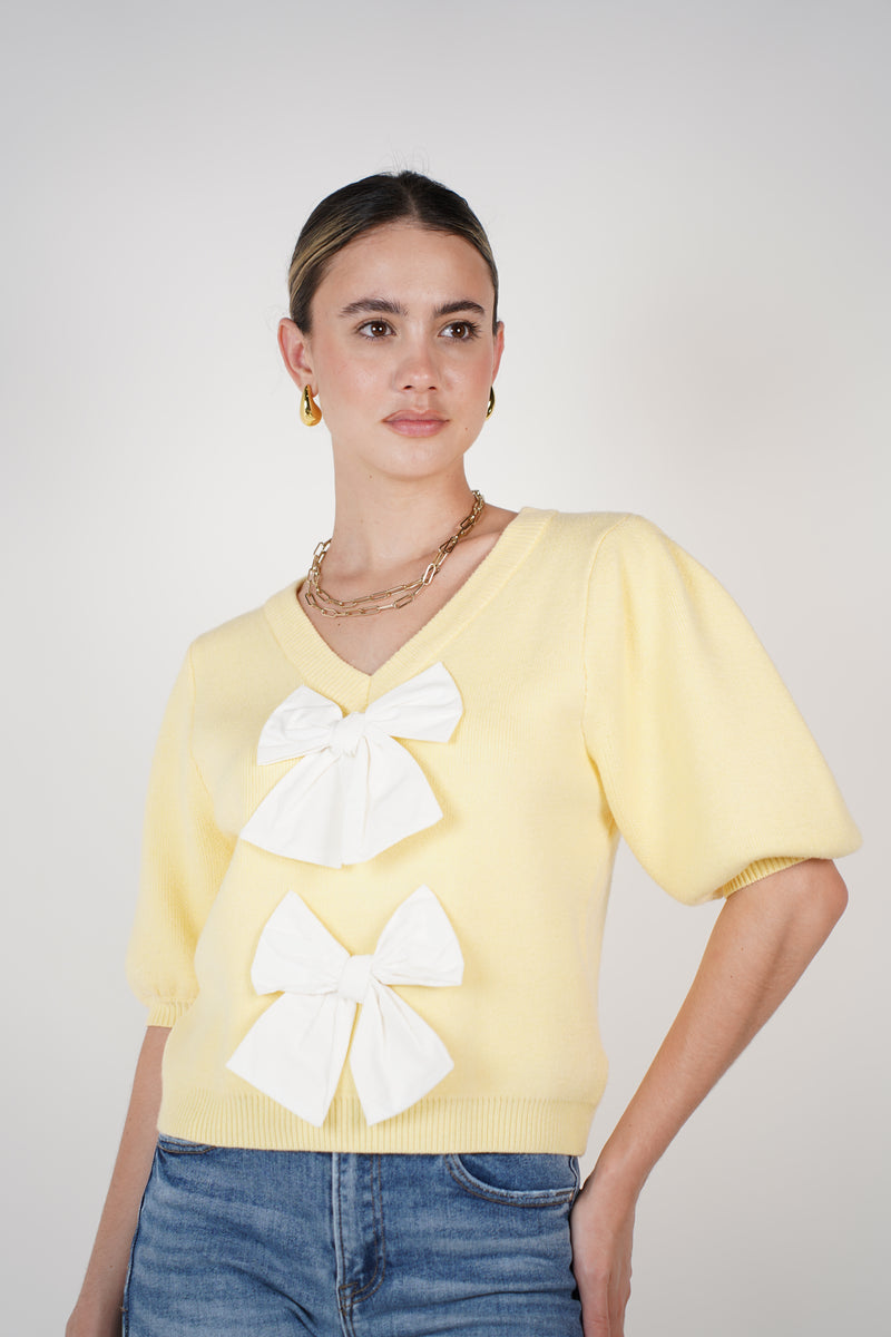 Genevieve Sweater – Sweet Charm with Statement Bows