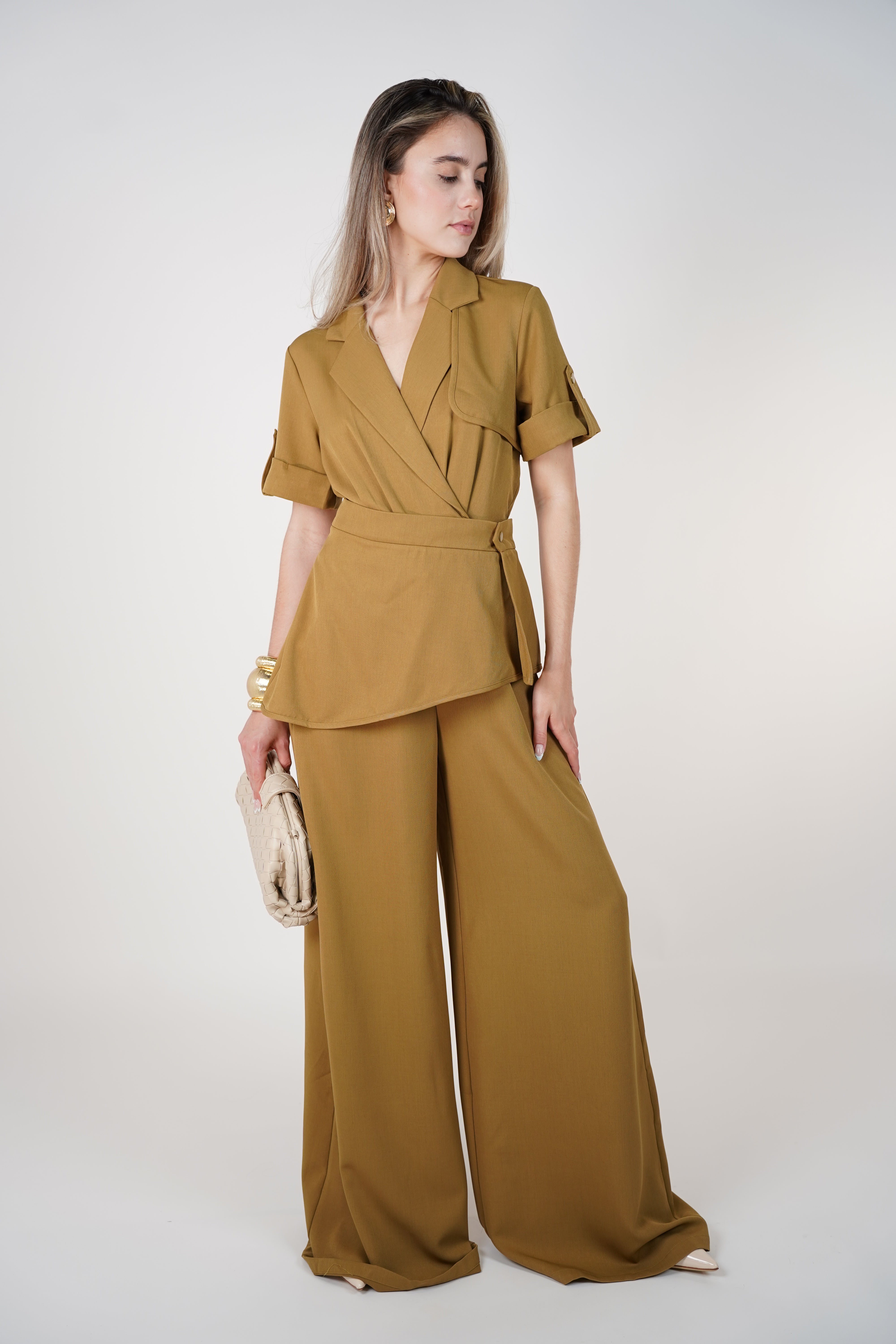 Nysel Jumpsuit – Structured Chic with Versatile Styling
