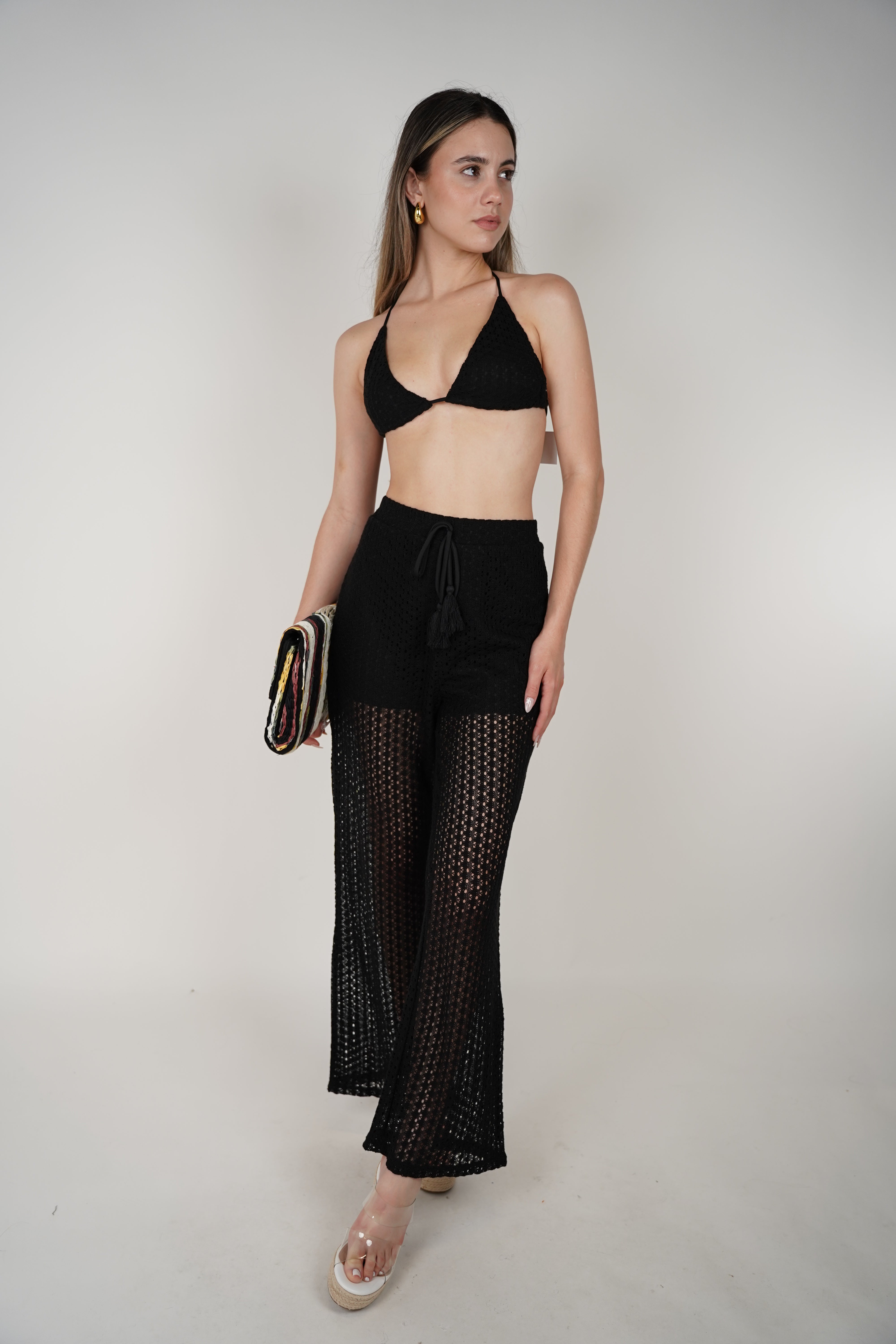 Loura Crochet Pants Set – Boho Beach Vibes in One Easy Look