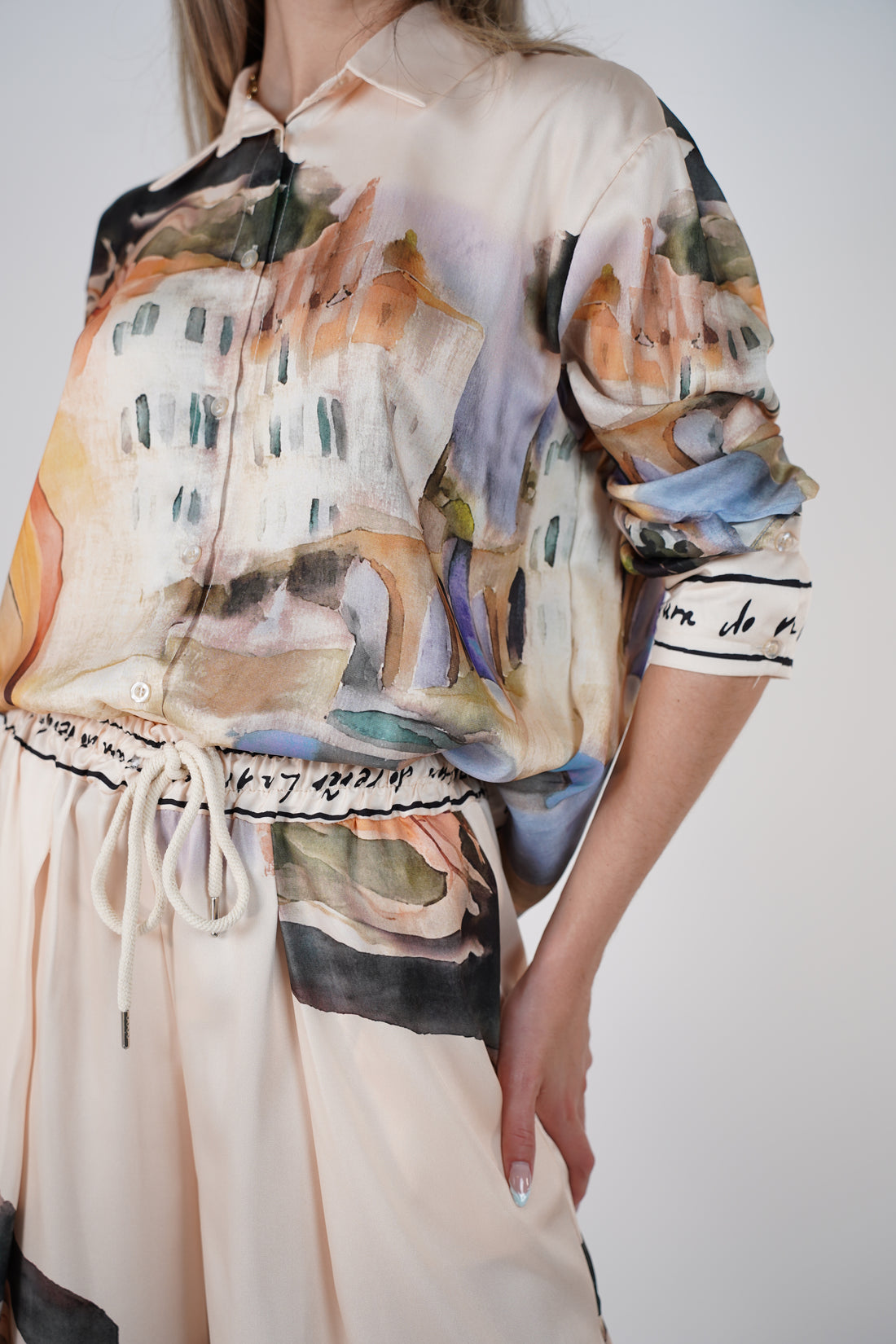 Auriel Santorini Pants Set – Watercolor Elegance in Motion