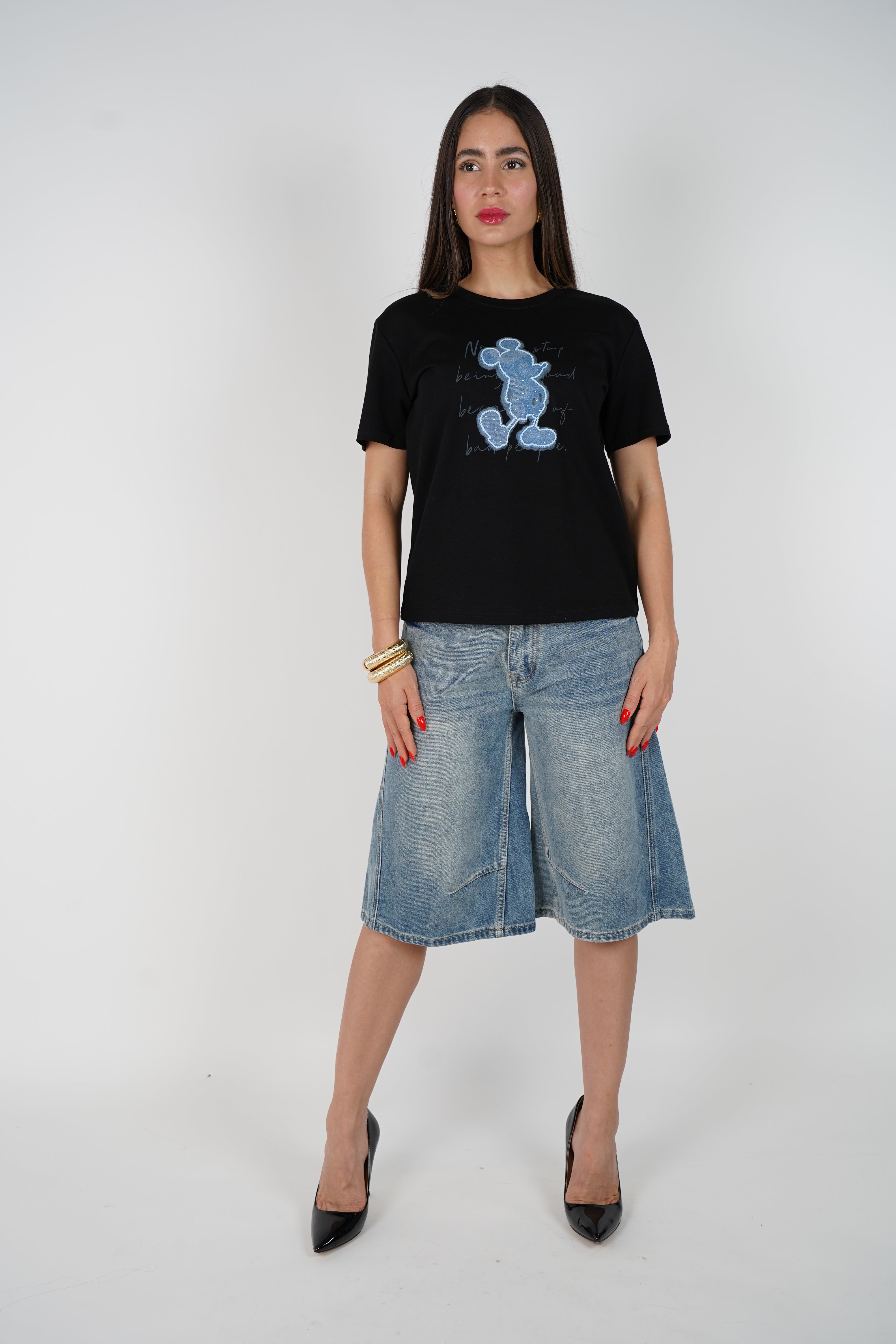 Avinel Mickey Top – Casual Black Tee with Sparkly Blue Mickey Detail