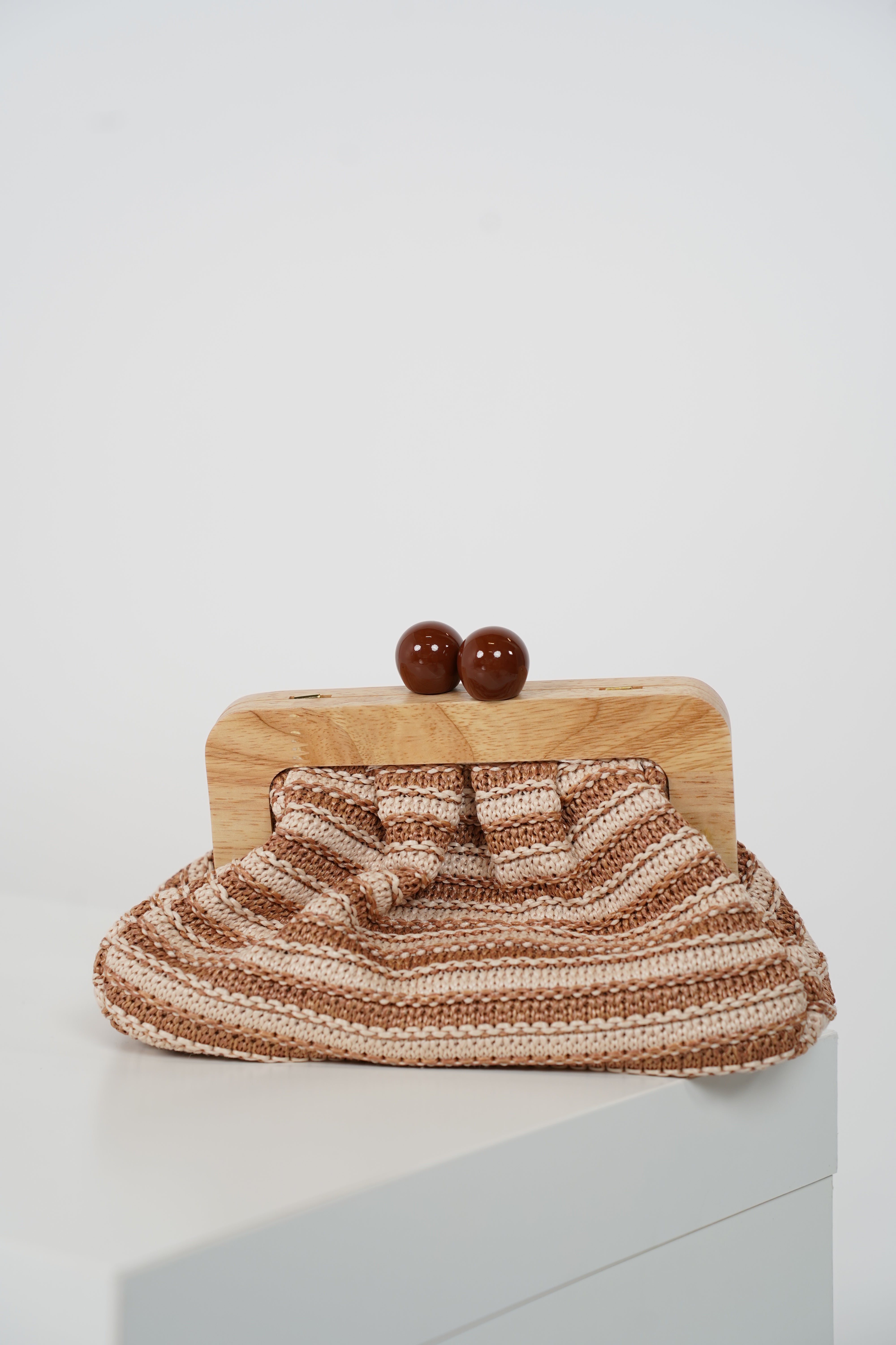 Zovina Beach Clutch – Striped Woven Clutch with Wooden Frame