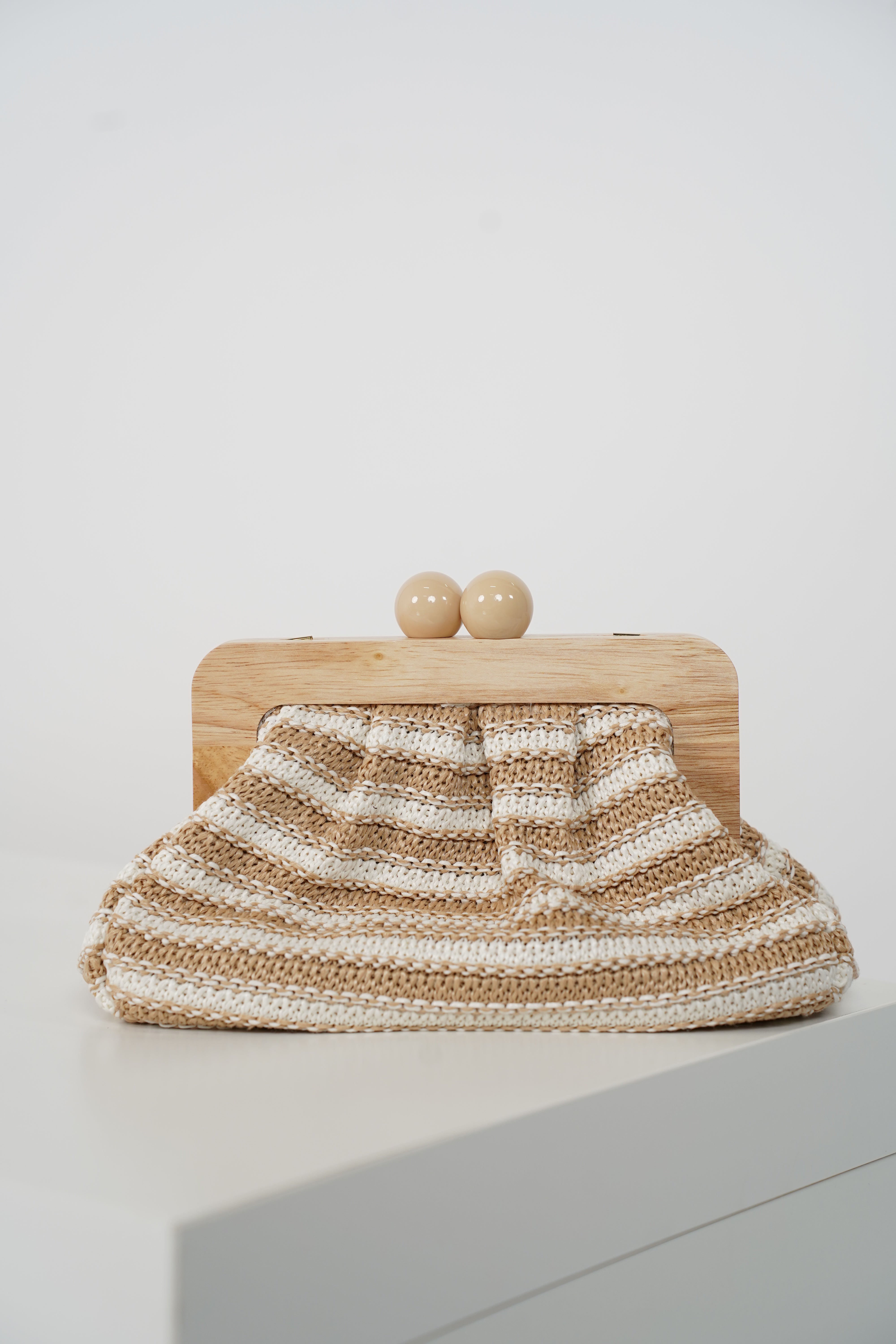 Zovina Beach Clutch – Striped Woven Clutch with Wooden Frame