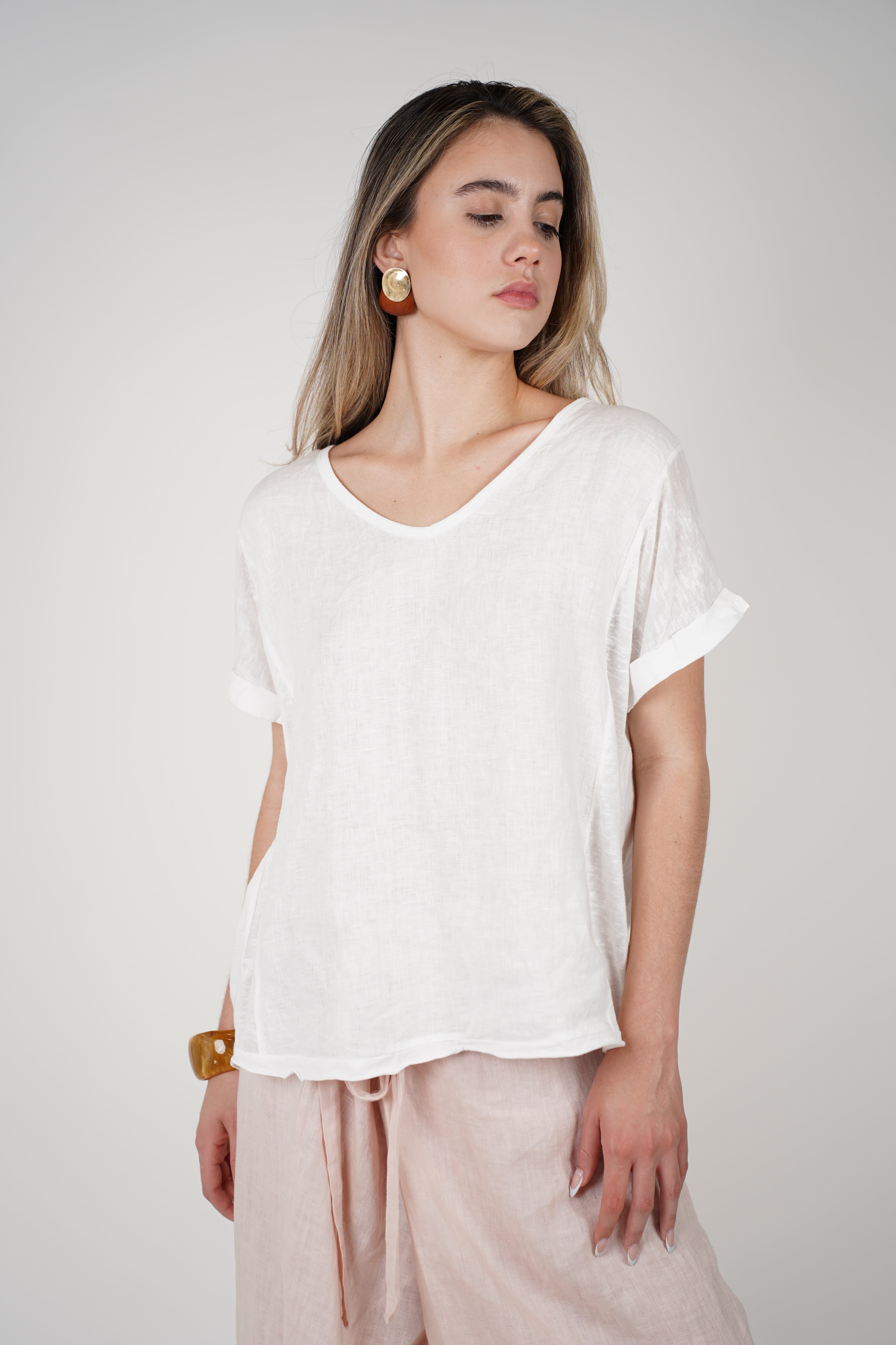 Norea Linen Top – Effortlessly Breezy, Naturally Chic
